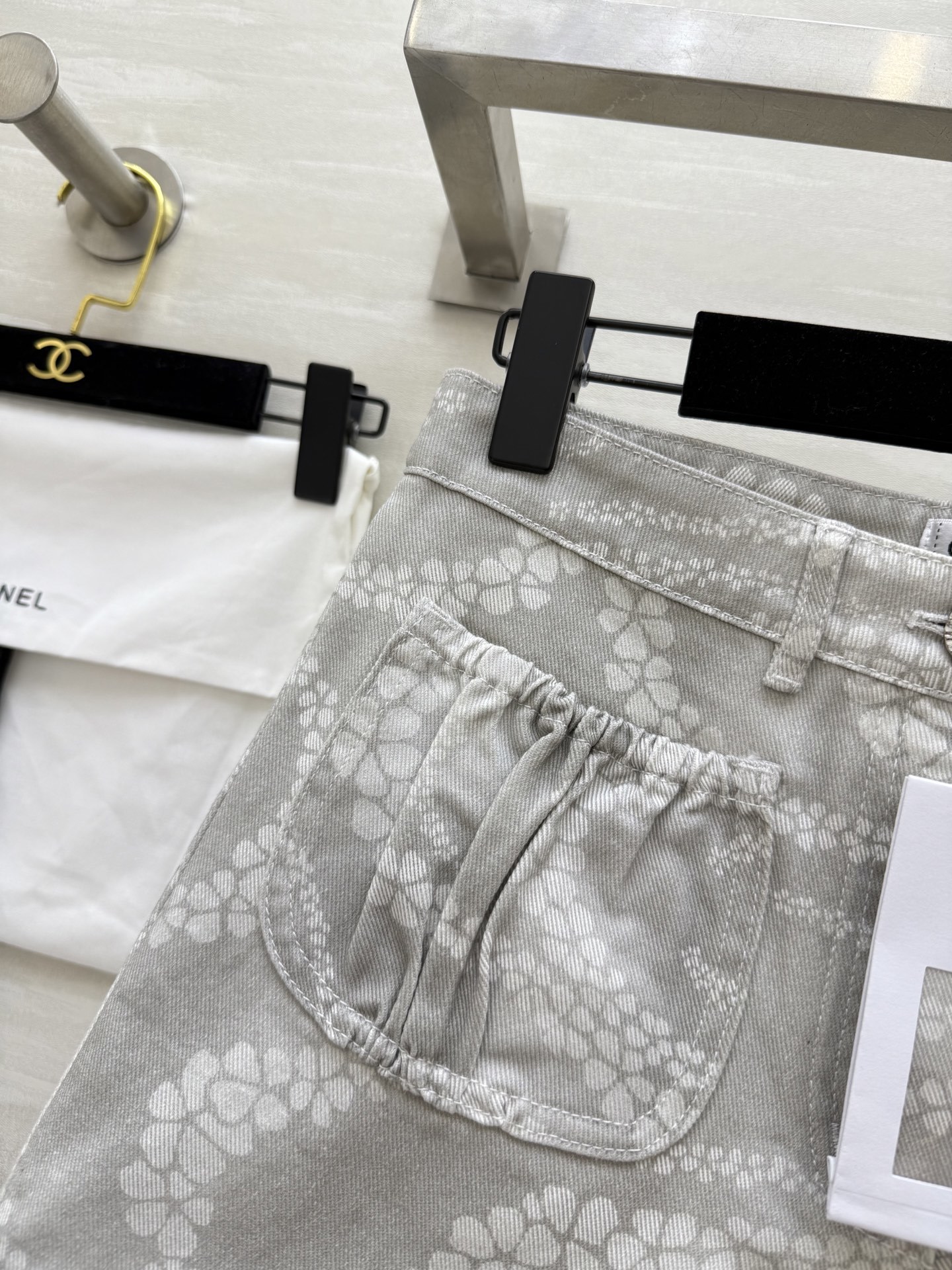 #Chane♡²⁵M沙滩系列 印花丹宁牛仔短裤 高品质定制 现货首发size:36/38/40()