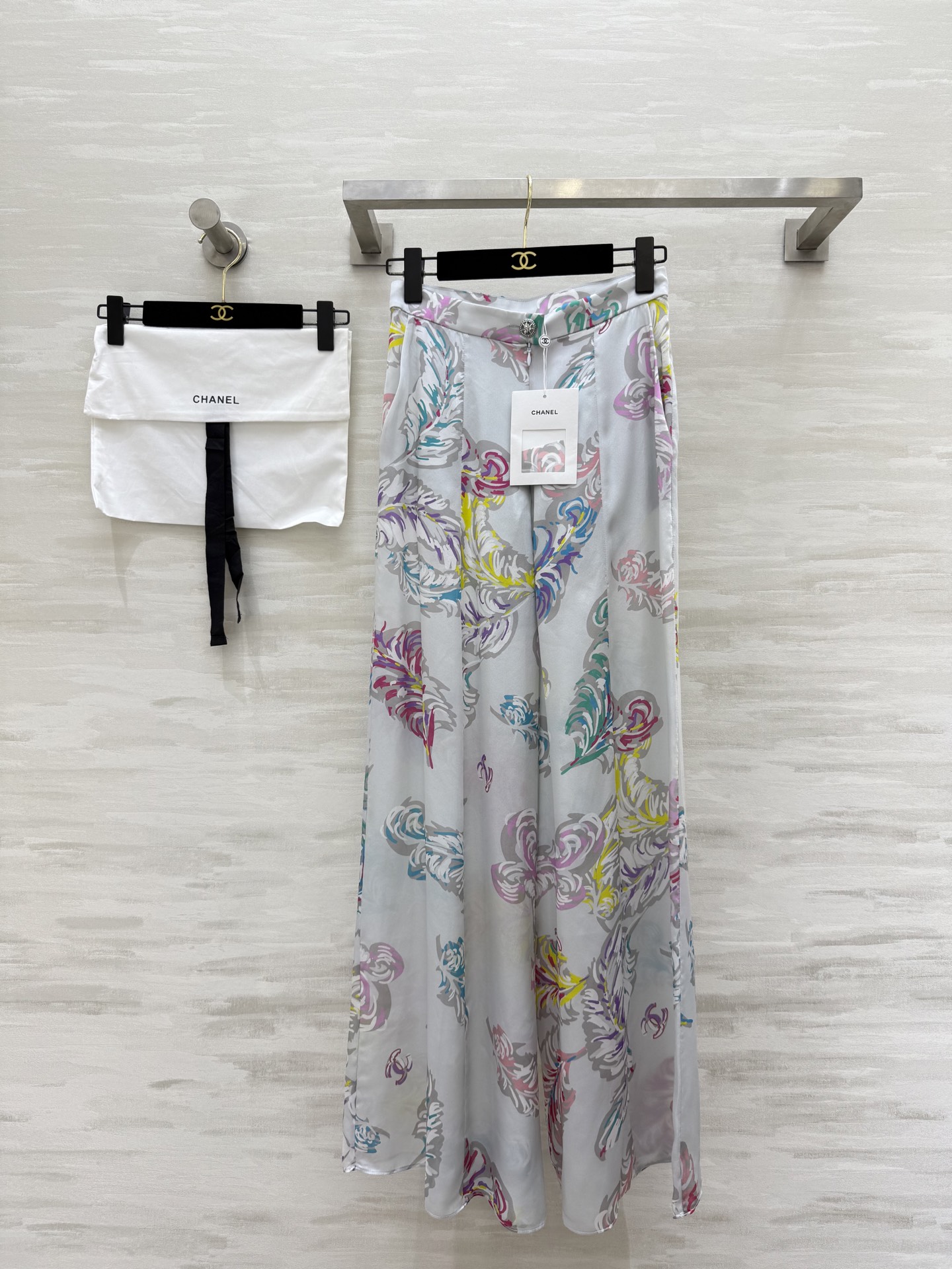 #Chane♡²⁵s印花长裤 定制面料轻盈  100%桑蚕丝  原版开发定制 高品质现货首发size：3