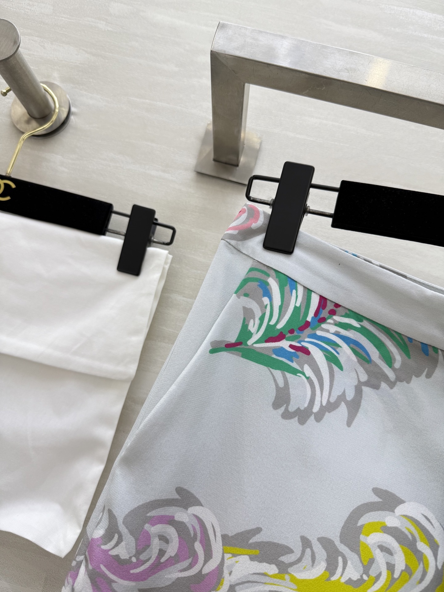 #Chane♡²⁵s印花短裤 定制面料轻盈  100%桑蚕丝  原版开发定制 高品质现货首发size:3