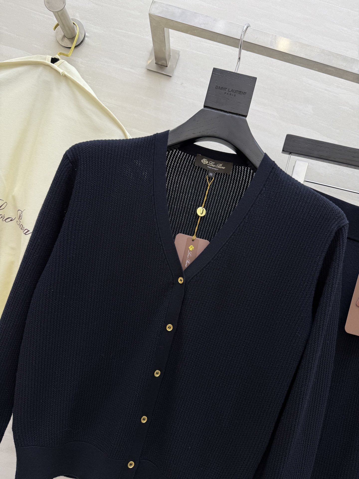 #Loro Pian♡²⁵SS Royal Lightness 纯色桑蚕丝开衫   16针德国进口机挑孔