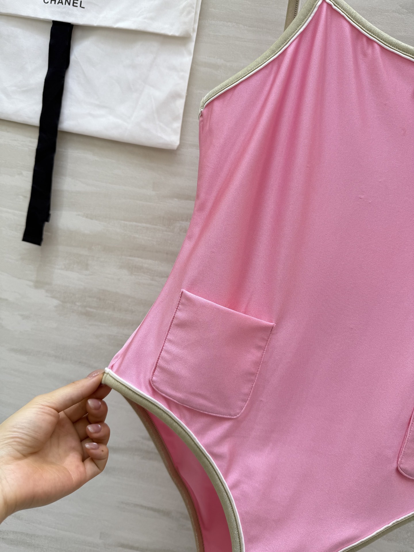 🎶Chane♡²⁵M✨Coco Beach系列 连体泳衣🖤沙滩风穿搭 5G入夏模式 后背满满设计感 高品