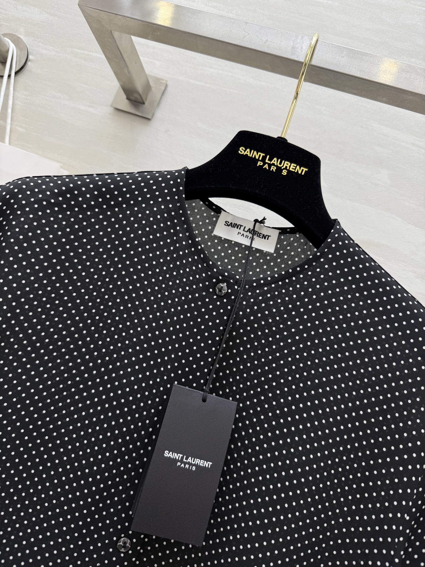 #ysl²⁵新款真丝波点衬衣 高品质定制 现货首发size:S/M/L/XL(M码肩宽:39,胸围:10