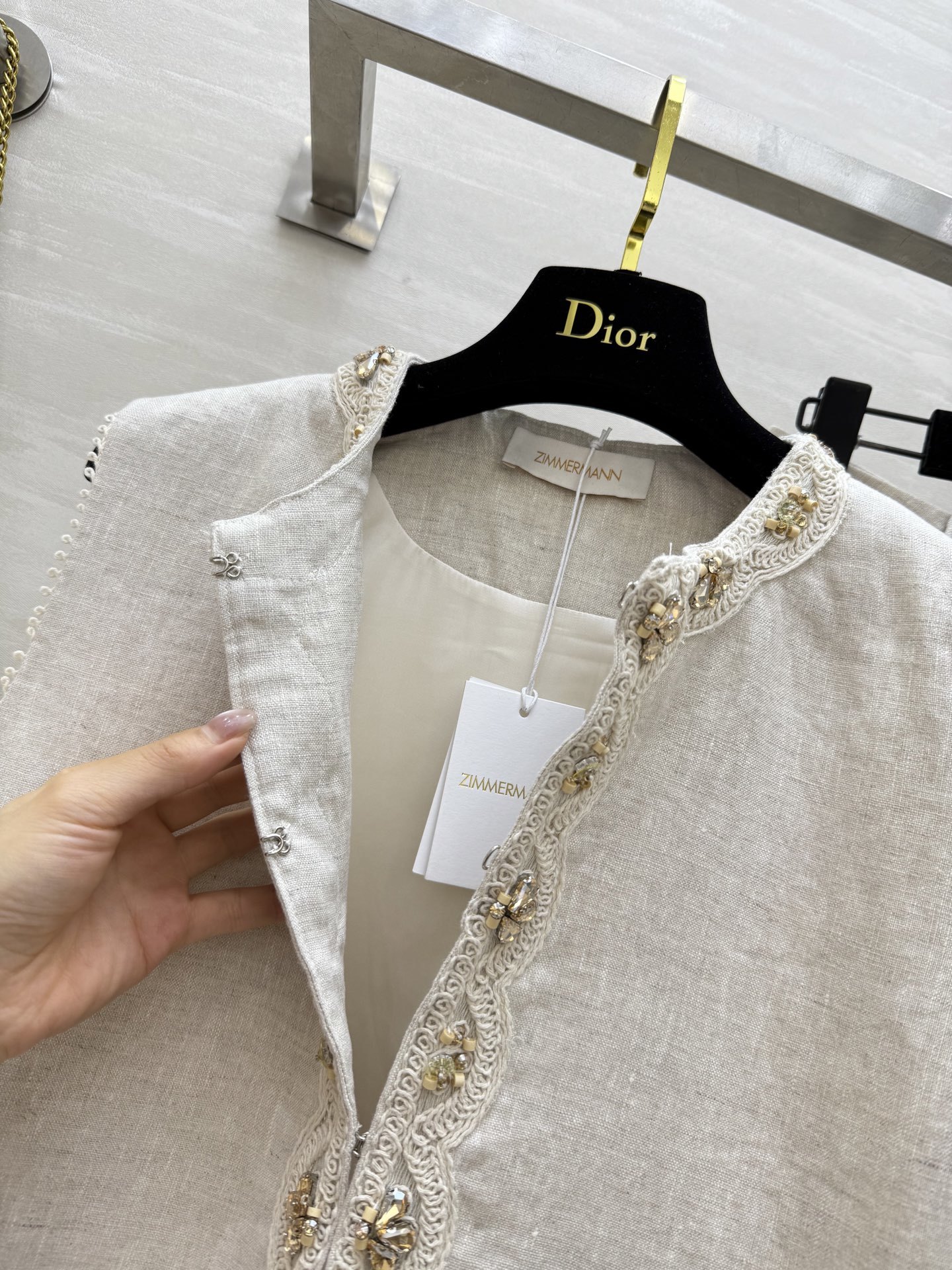 #zimm²⁵新款度假系列 水钻花边装饰镶边套装 一套上身精致高级气质感 重工编织织带镶边设计 马甲上衣