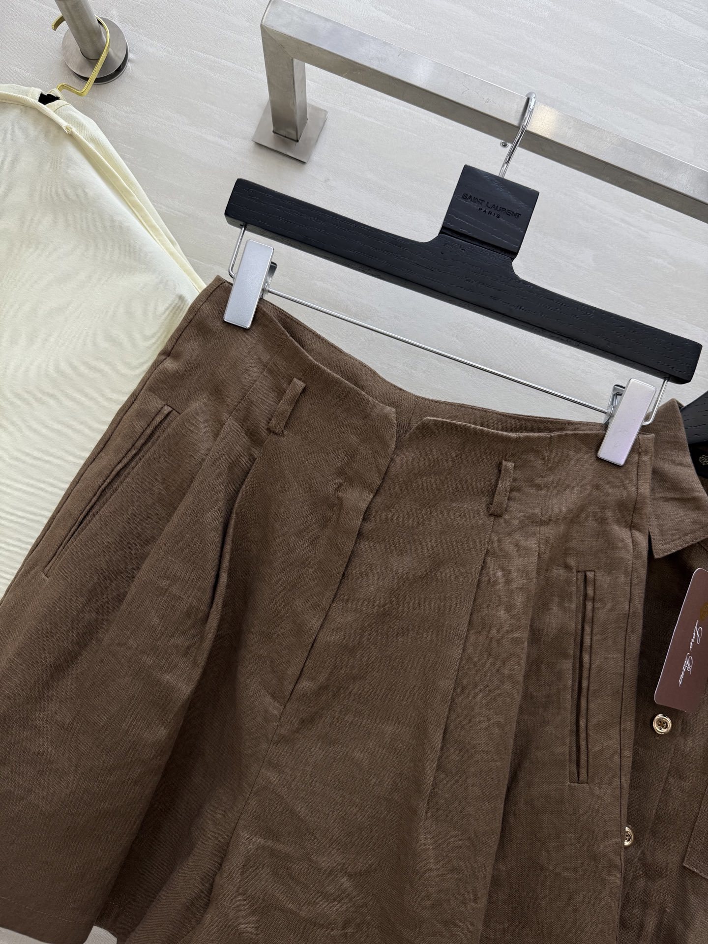 #LP²⁵新款老钱风亚麻休闲套装 重磅logo标识皮牌点缀精致高级 立体剪裁上身帅气又时髦 打造休闲舒适