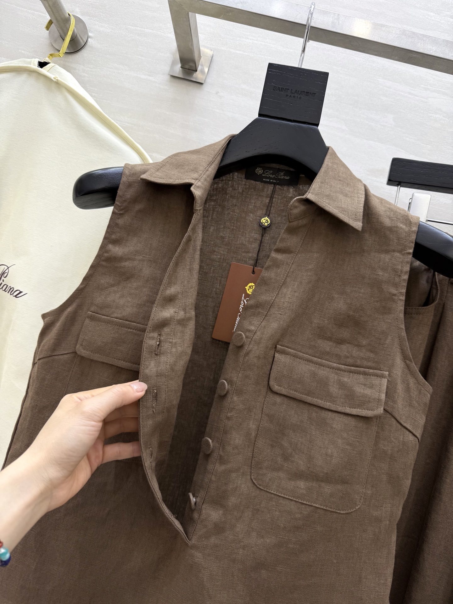 #LP²⁵新款 高级老钱风穿搭 亚麻极简套装 上身帅气又时髦 百搭不挑人 亚麻面料质感舒适透气 高品质定