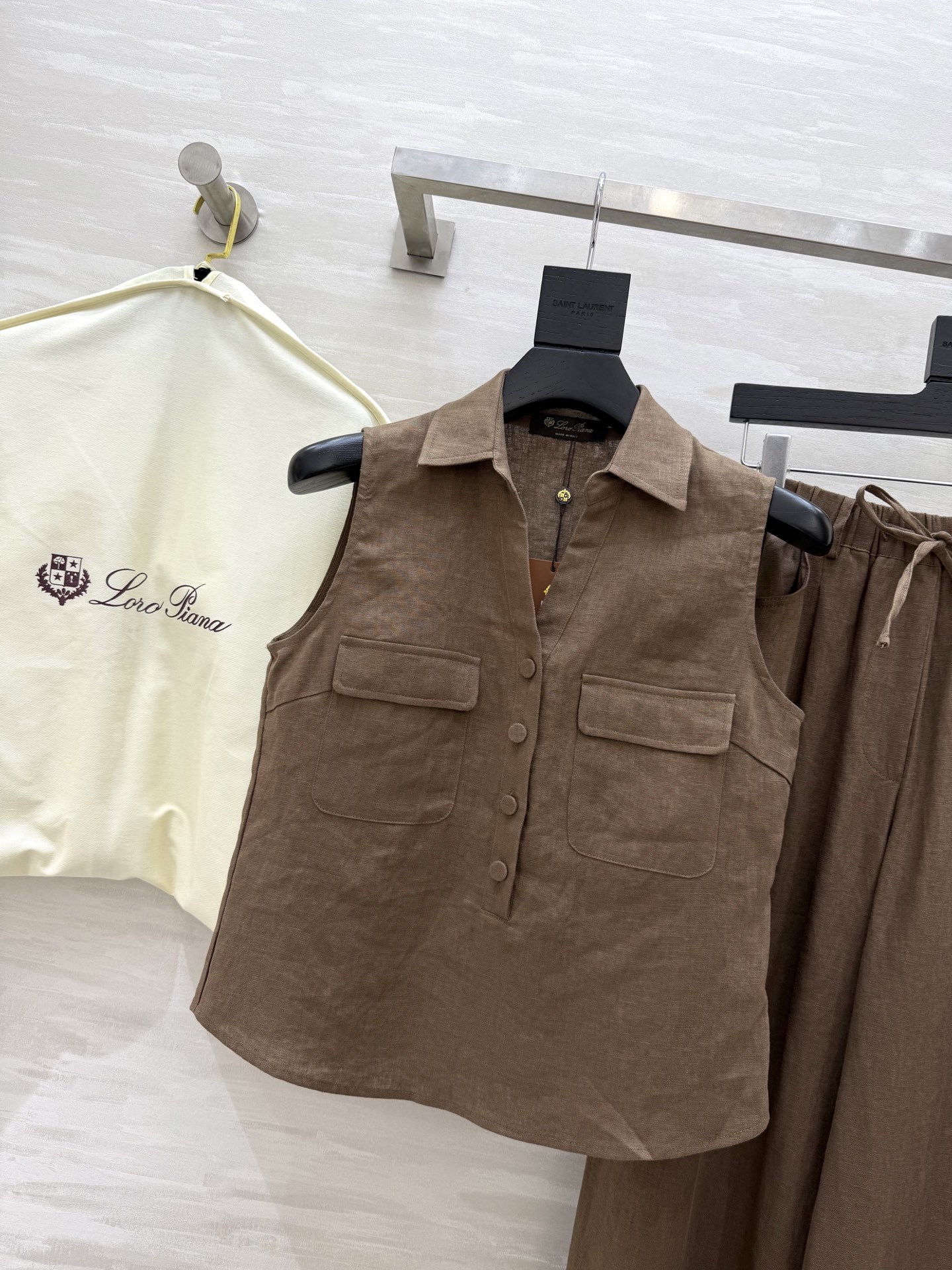 #LP²⁵新款 高级老钱风穿搭 亚麻极简套装 上身帅气又时髦 百搭不挑人 亚麻面料质感舒适透气 高品质定