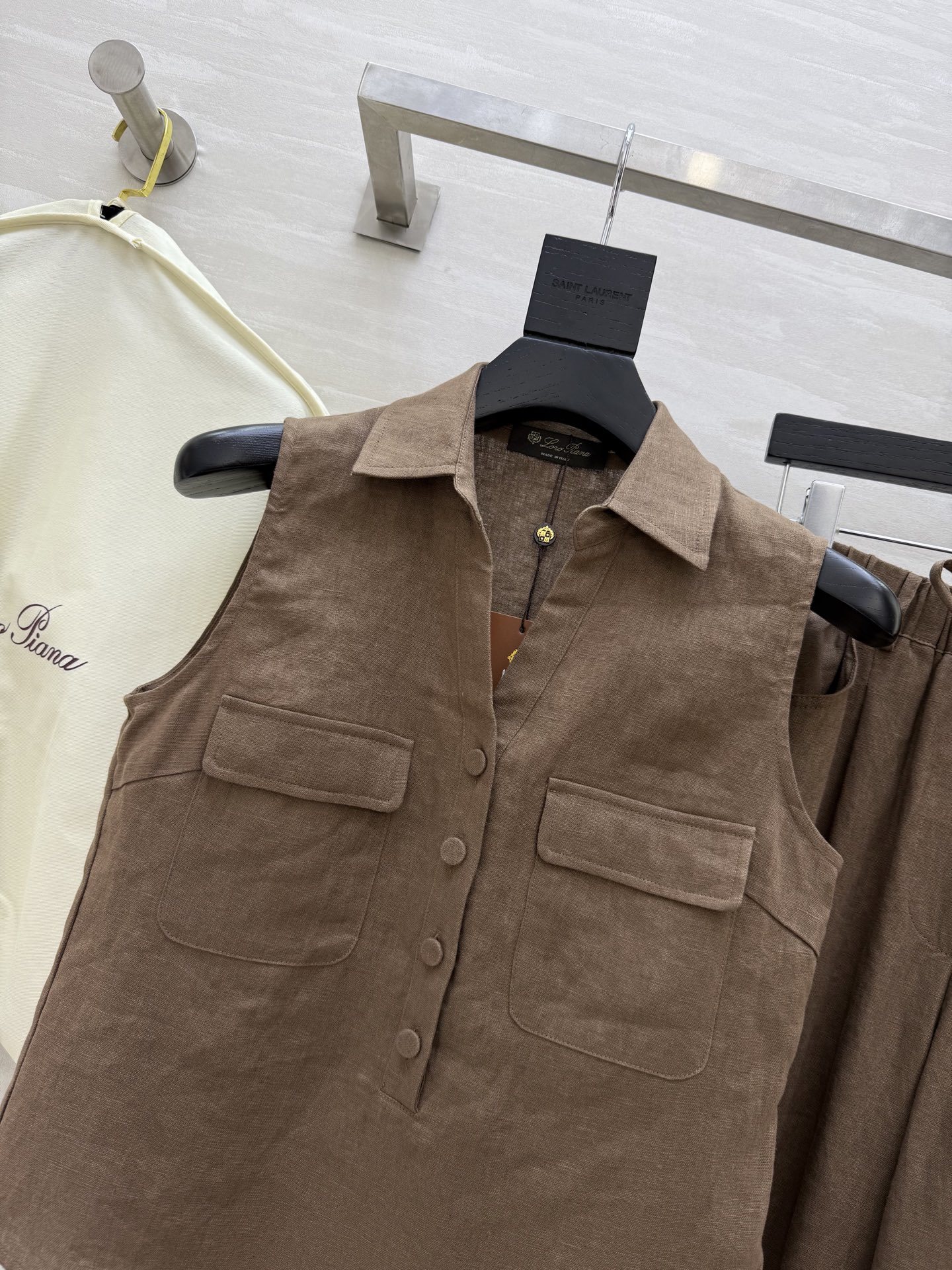 #LP²⁵新款 高级老钱风穿搭 亚麻极简套装 上身帅气又时髦 百搭不挑人 亚麻面料质感舒适透气 高品质定