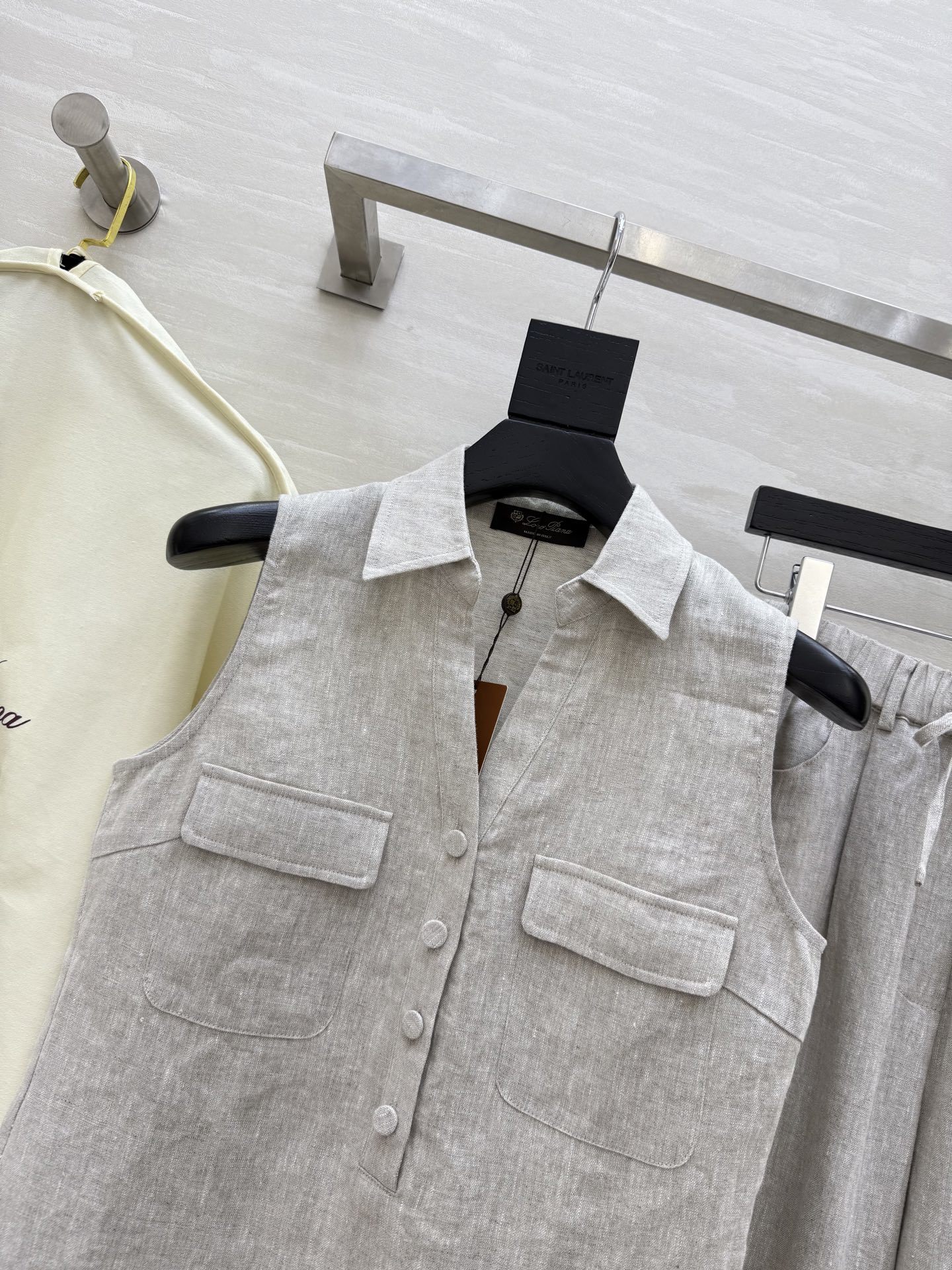 #LP²⁵新款 高级老钱风穿搭 亚麻极简套装 上身帅气又时髦 百搭不挑人 亚麻面料质感舒适透气 高品质定