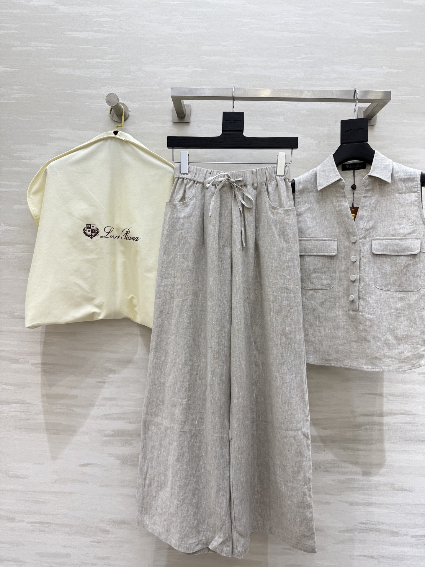 #LP²⁵新款 高级老钱风穿搭 亚麻极简套装 上身帅气又时髦 百搭不挑人 亚麻面料质感舒适透气 高品质定