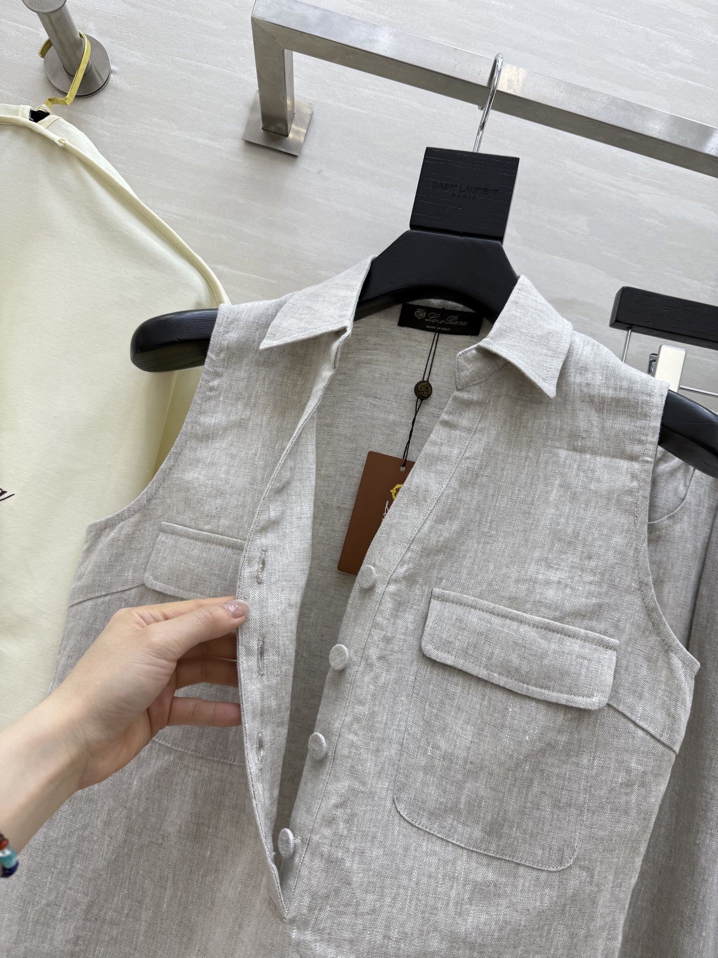 #LP²⁵新款 高级老钱风穿搭 亚麻极简套装 上身帅气又时髦 百搭不挑人 亚麻面料质感舒适透气 高品质定