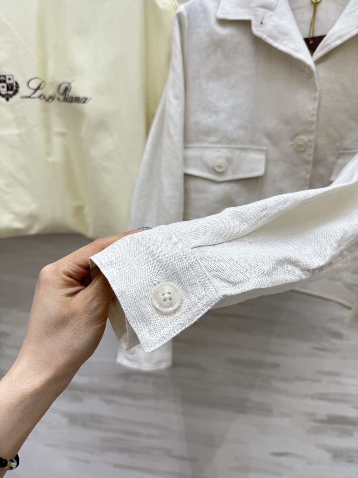 #LP²⁵新款 度假系列 亚麻极简老钱风外套 进口亚麻面料质感轻盈舒适 上身气质随性 经典版型百搭不挑人