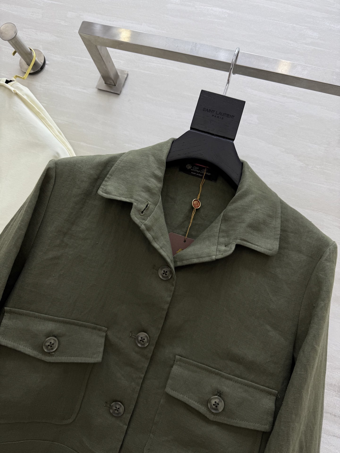 #LP²⁵新款 度假系列 亚麻极简老钱风外套 进口亚麻面料质感轻盈舒适 上身气质随性 经典版型百搭不挑人