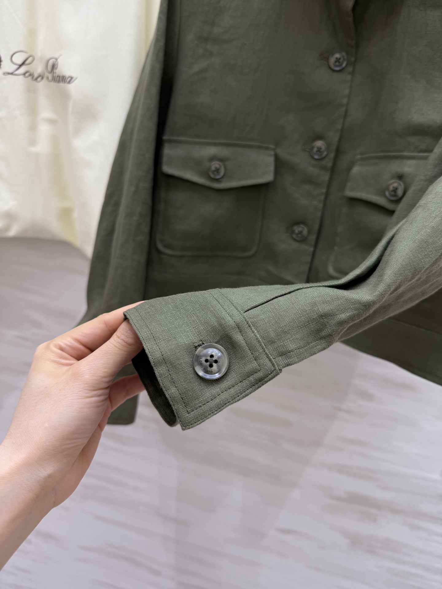 #LP²⁵新款 度假系列 亚麻极简老钱风外套 进口亚麻面料质感轻盈舒适 上身气质随性 经典版型百搭不挑人