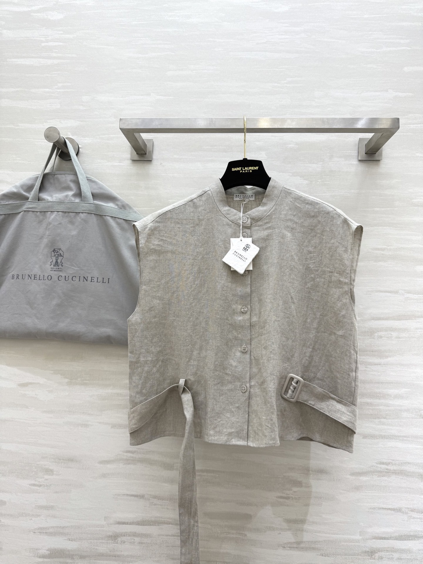 #BC²⁵度假系列 亚麻衬衣 百分百亚麻质地 腰部腰带点缀收腰显瘦 立体剪裁版型 日常或者通勤都可以 慵