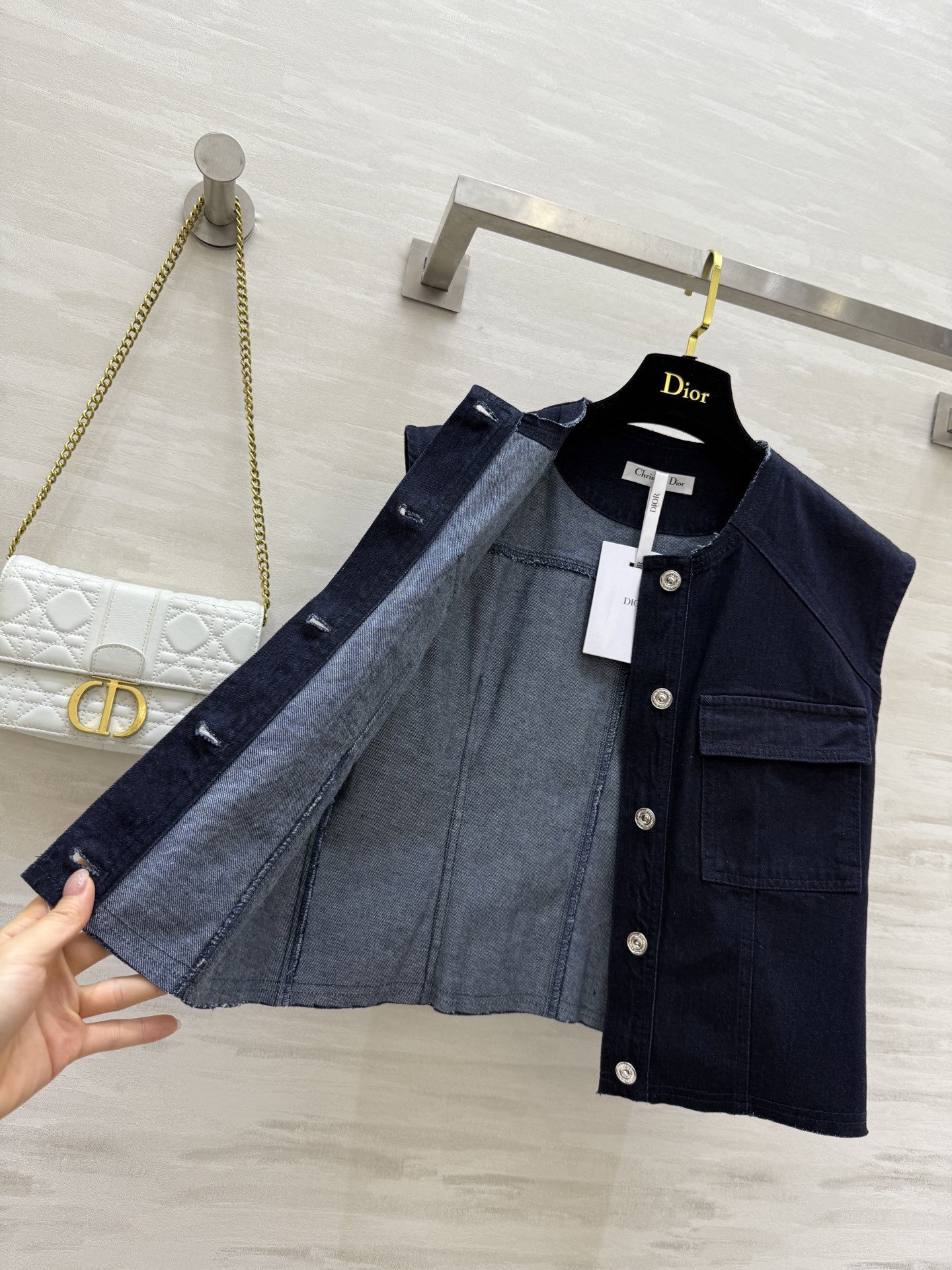 #DIO♡²⁵新款 原浆色牛仔马甲外套 定制进口牛仔面料 立体剪裁版型 高品质 现货首发size:36/