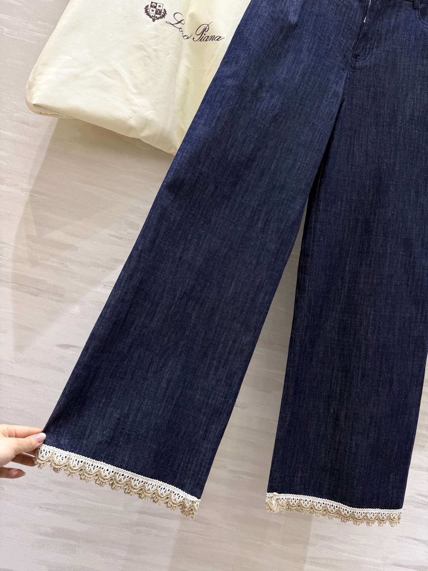 #LP²⁵新款度假南法风牛仔系列 花边草编立体刺绣 低调奢华细节感满满 经典褶裥圆领小A 版型搭配直筒裤