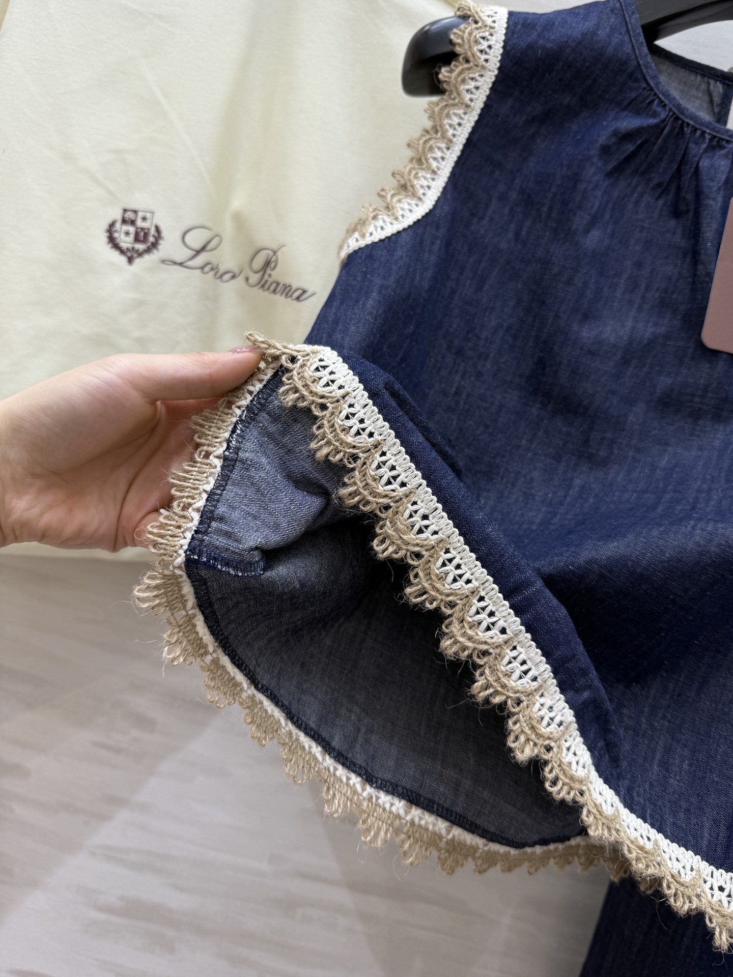 #LP²⁵新款度假南法风牛仔系列 花边草编立体刺绣 低调奢华细节感满满 经典褶裥圆领小A 版型搭配直筒裤