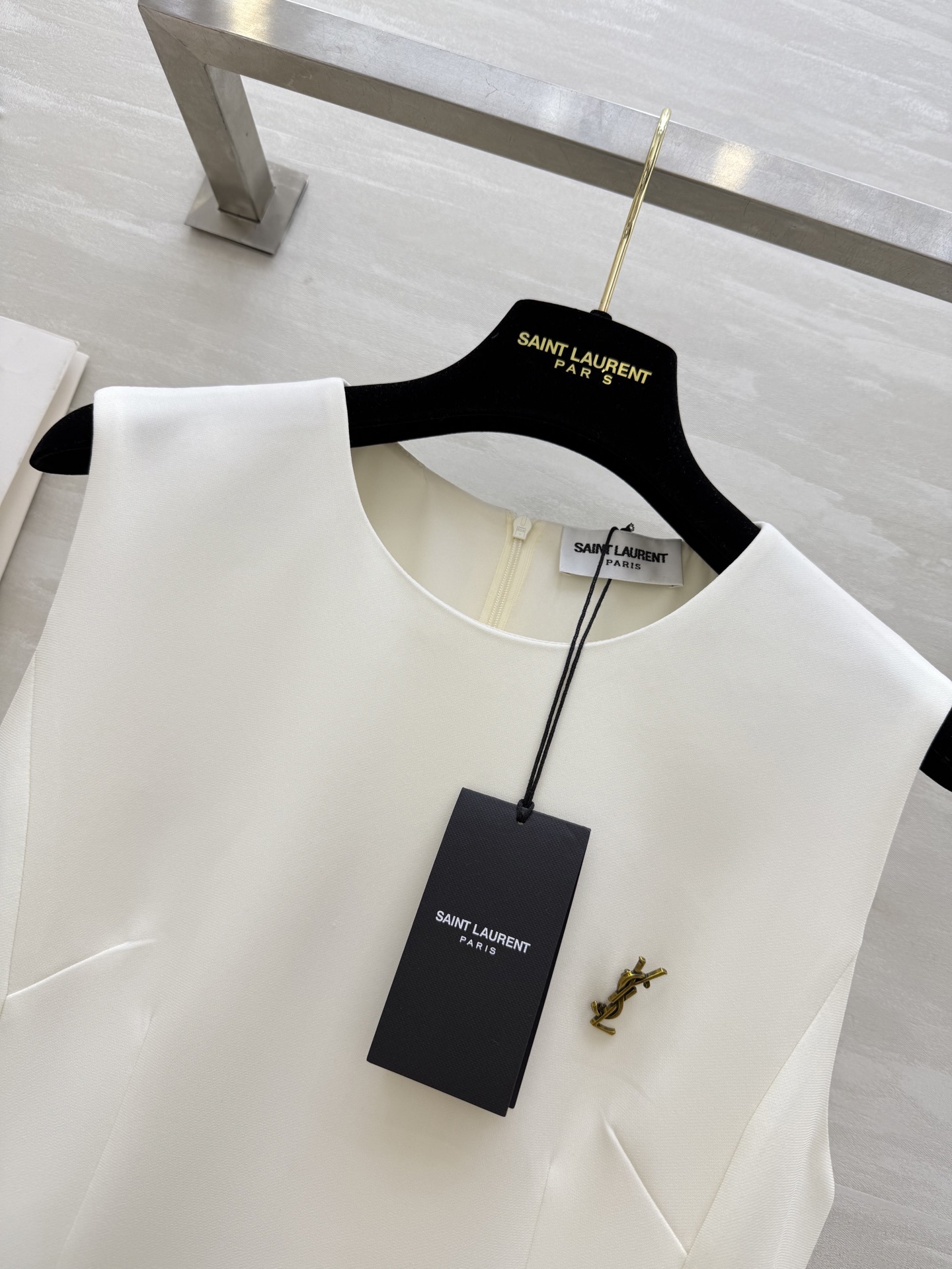 #ysl²⁵ss法式赫本风收腰连衣裙 定制醋酸面料奢华高级 立体剪裁大气显瘦 高品质定制 现货首发siz