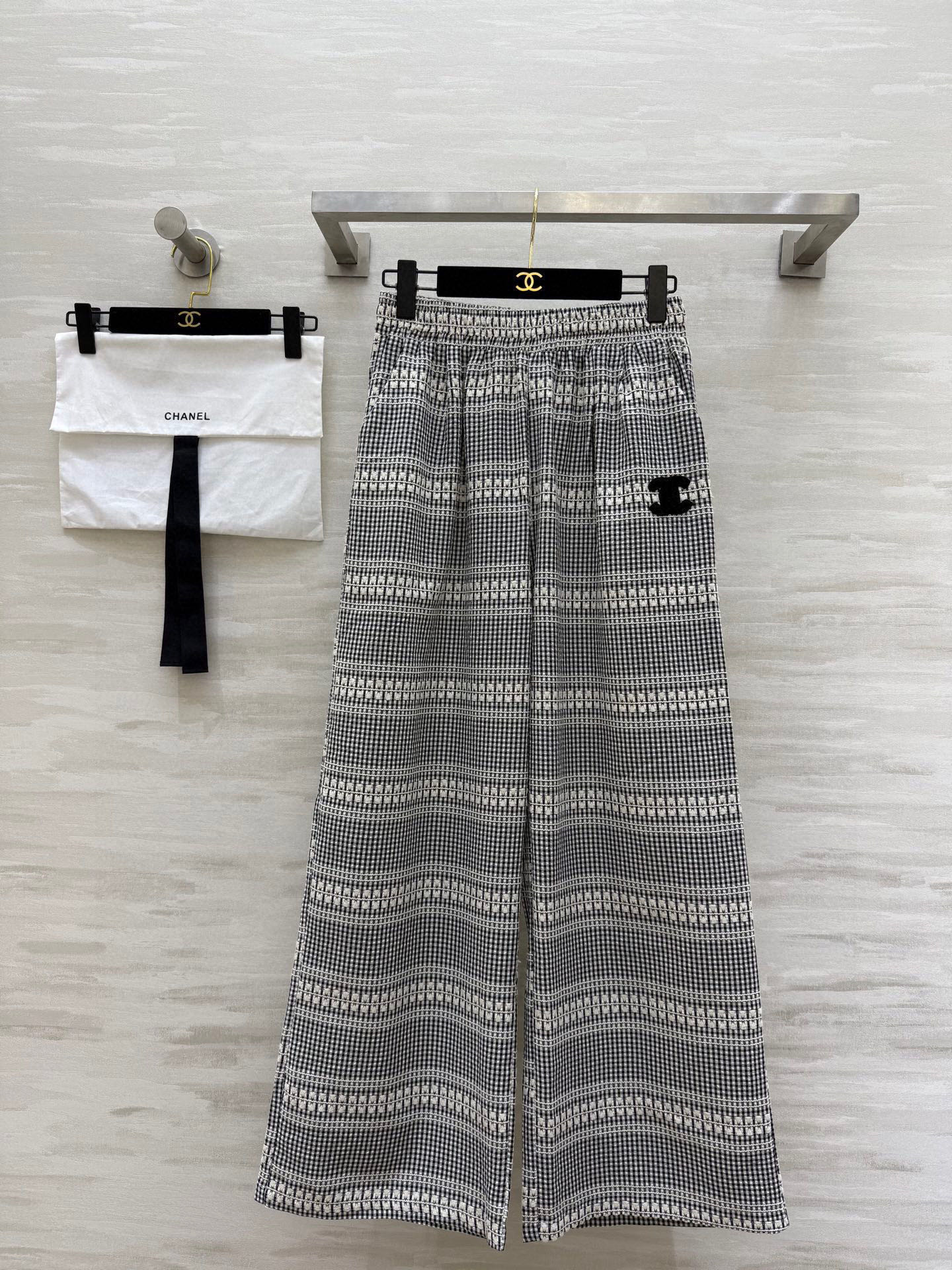 NO:439833,#Chane Island Lili Straight casual pants High quality customization Spot first-time size36/38/40 (38 size elastic waist circumference 66, 102 length, chanel, alexander wang19860909#Chane海岛丽丽 直筒休闲裤 高品质定制 现货首发size36/38/40（38码弹力腰围66,衣长102,,chanel,alexander wang,Women's clothing