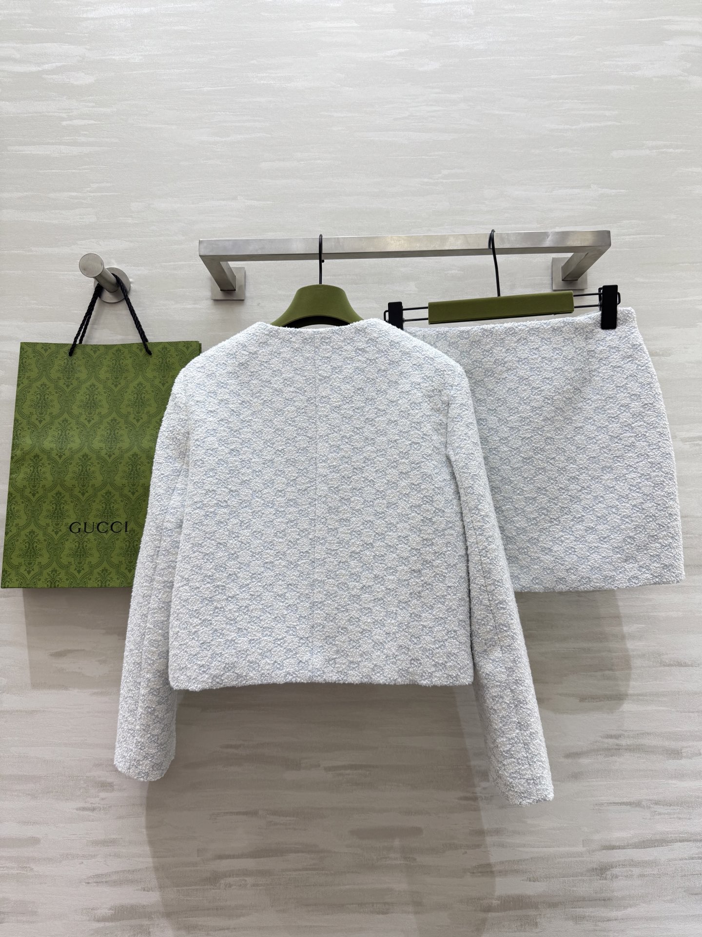 #Gucc♡²⁵GG字母提花baby蓝套装 定制GG字母提花面料 开模纽扣精致高级 立体剪裁版型 高品质