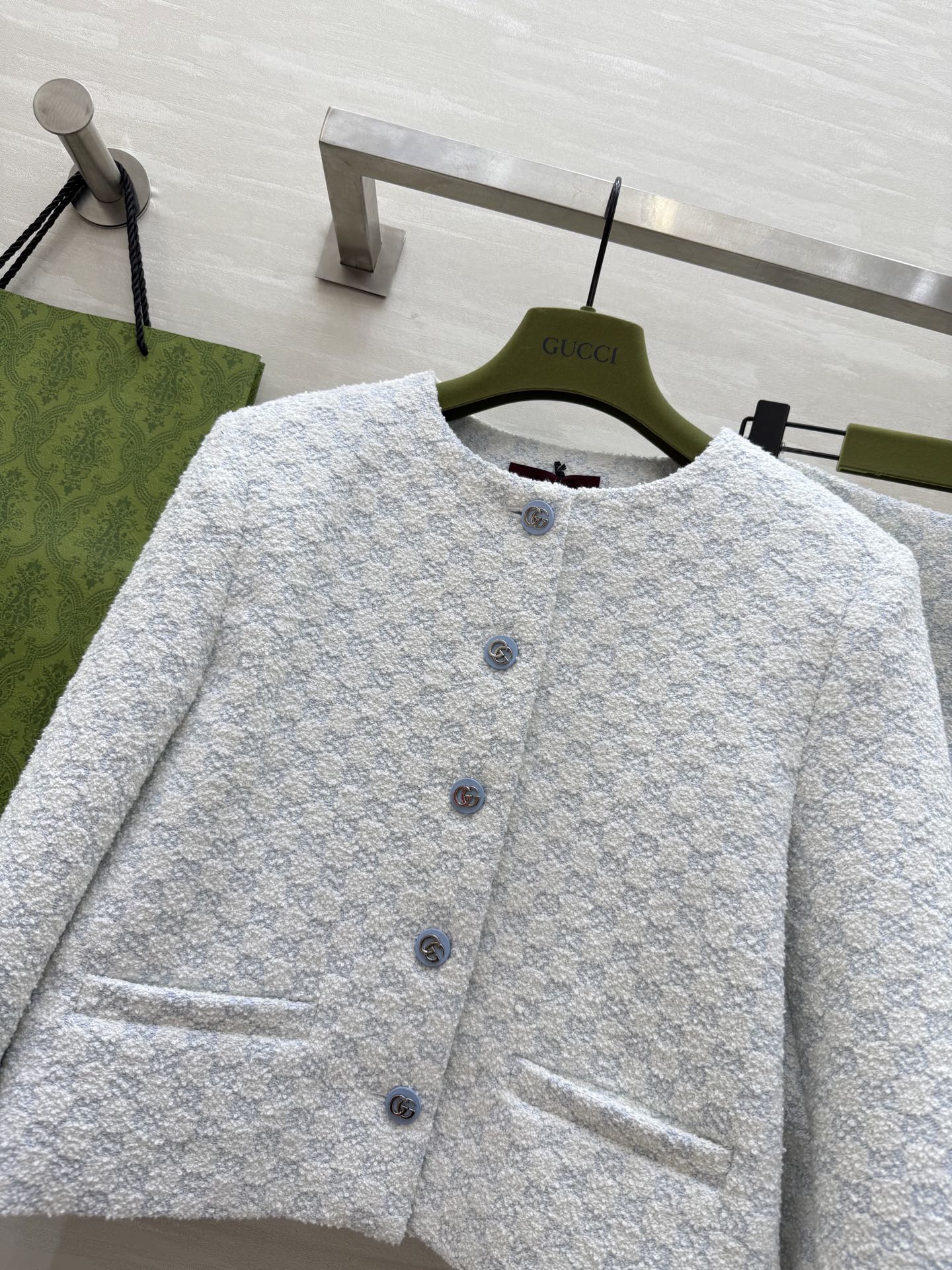 #Gucc♡²⁵GG字母提花baby蓝套装 定制GG字母提花面料 开模纽扣精致高级 立体剪裁版型 高品质