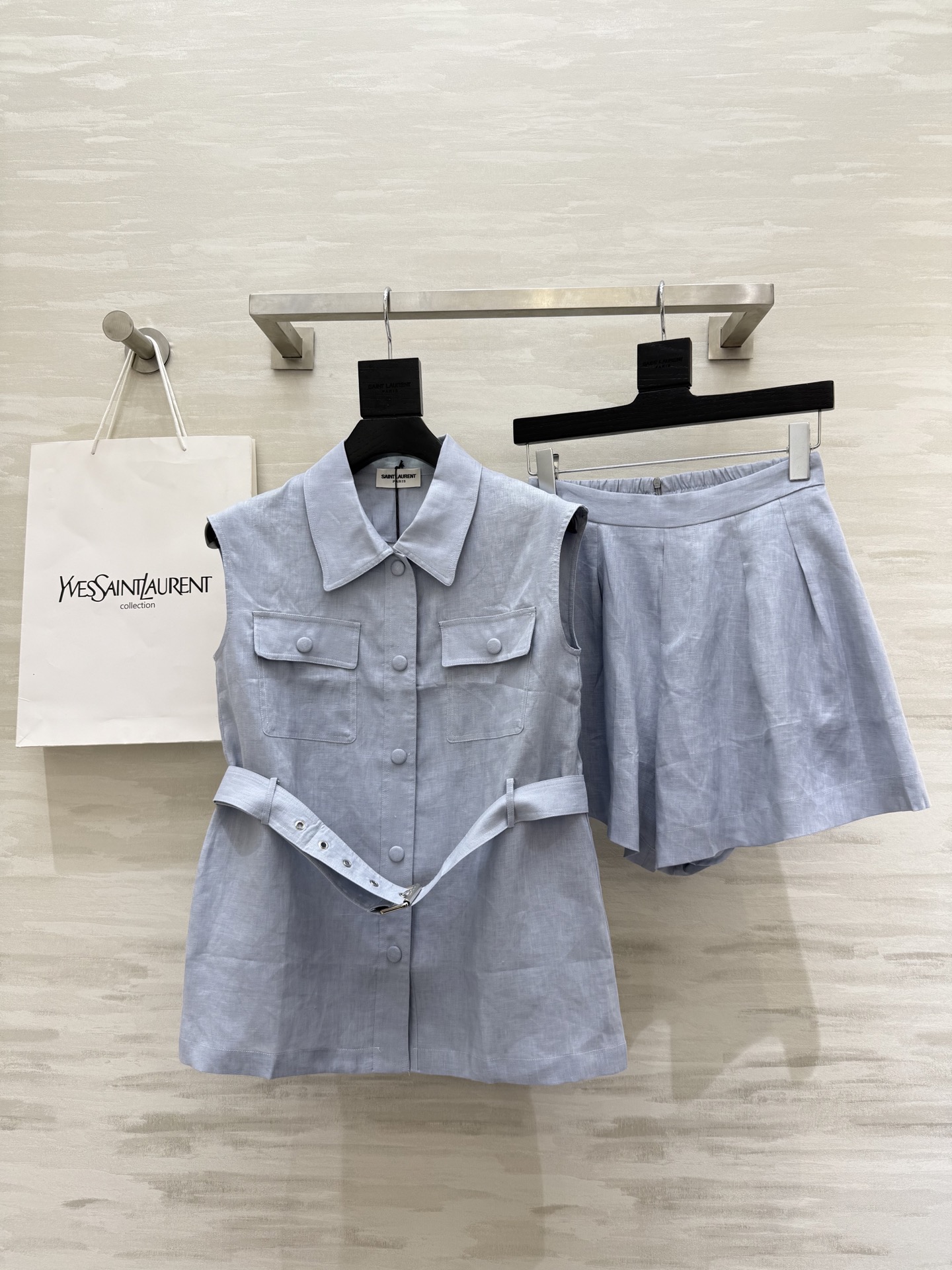 NO:449170,#ysl vacation series linen set high quality customization spot first-time sizeS/M/L (size s size bust 96, 68 length, waist 66, trousers length 41), saint laurent,alexander wang19860909#ysl度假系列 亚麻套装 高品质定制 现货首发sizeS/M/L（s码胸围96,衣长68,腰围66,裤长41）,,saint laurent,alexander wang,Women's clothing
