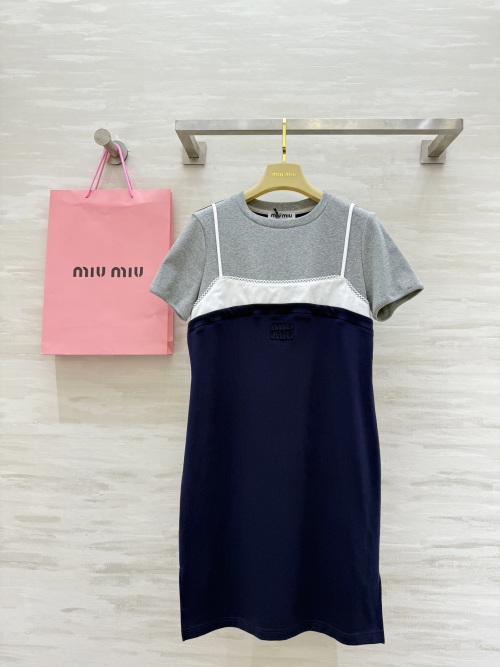 Miu Miu Two-Piece Color Block Mini Dress - Casual and Stylish Look 1 Miu Miu Two-Piece Color Block Mini Dress - Casual and Stylish Look