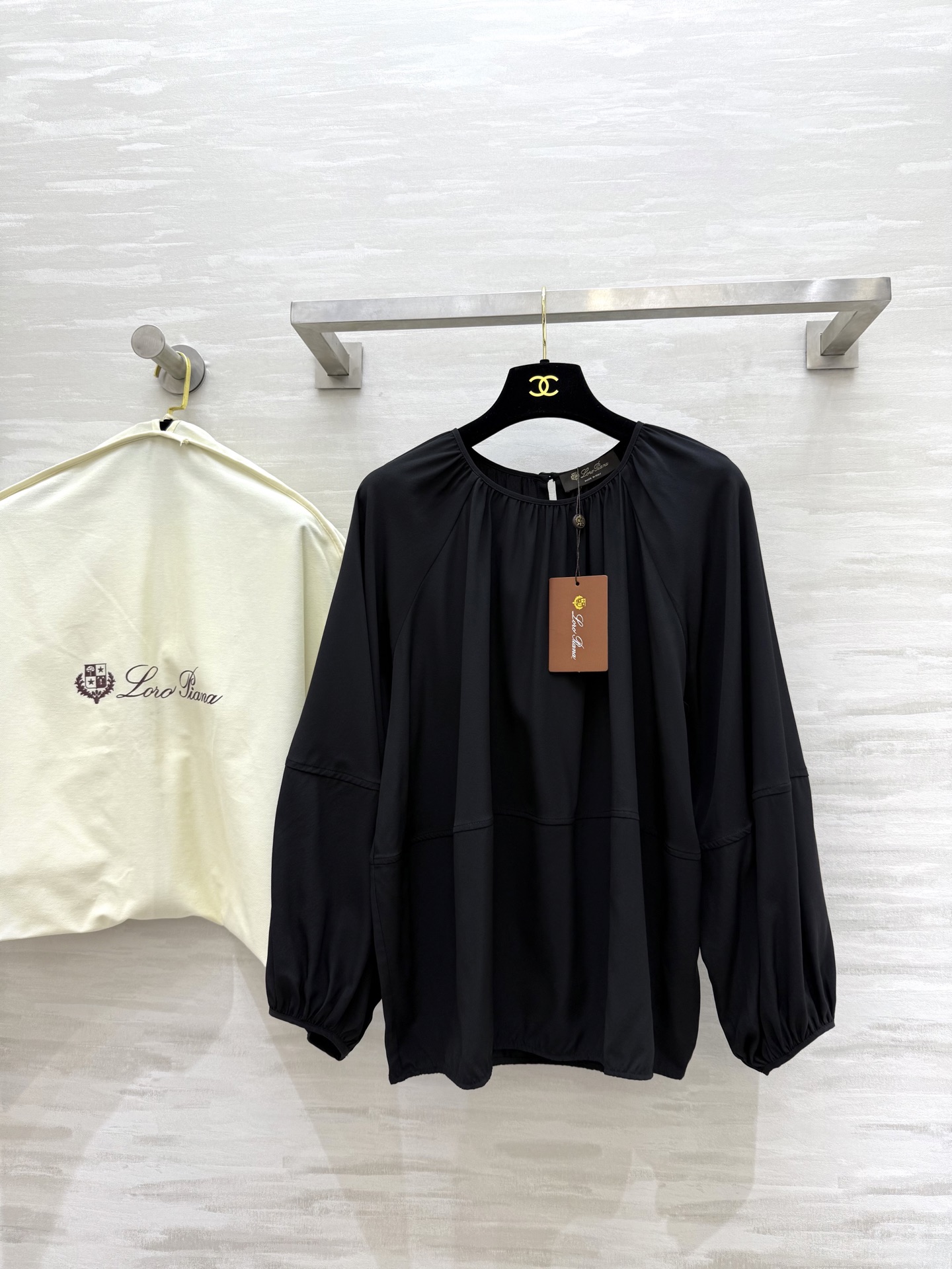 NO:457558,#LP early autumn new style heavy silk shirt elegant and high-quality customization spot sizeS/M/L (M size bust, 61 length), loro piana, real silk, alexander wang19860909#LP早秋新款 重磅真丝衬衣 优雅高级 高品质定制 现货首发sizeS/M/L（M码胸围,衣长61）,,loro piana,real silk,alexander wang,Women's clothing