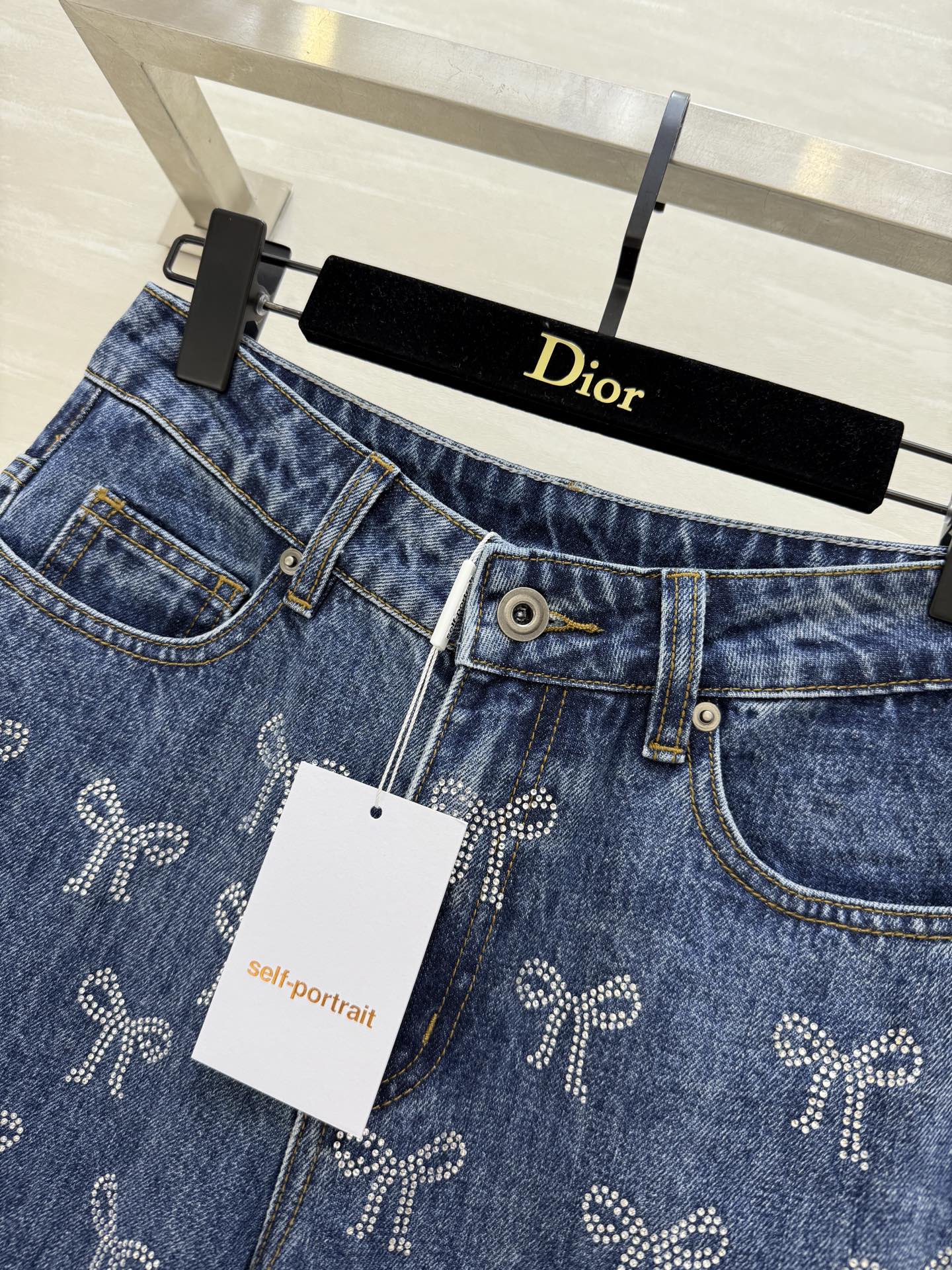 Self Portrait Bow Rhinestone Jeans - High-Quality Denim with Diamante Bow Detail 4 i1754312929843 5803 0 2