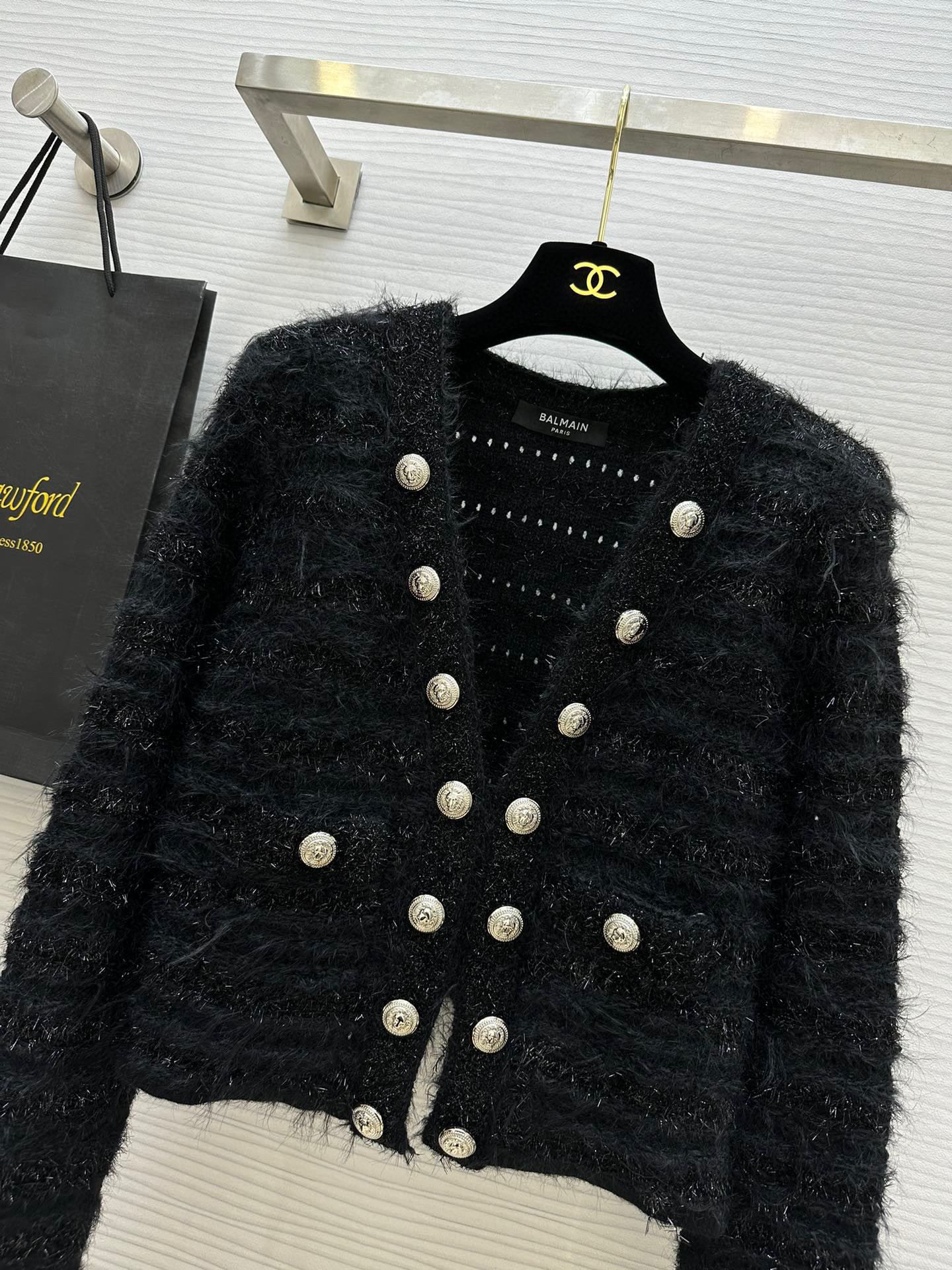 Luxurious Woven Tweed Jacket with Fringe and Custom Metal Button Details 3 i1754313223682 3461 0 1
