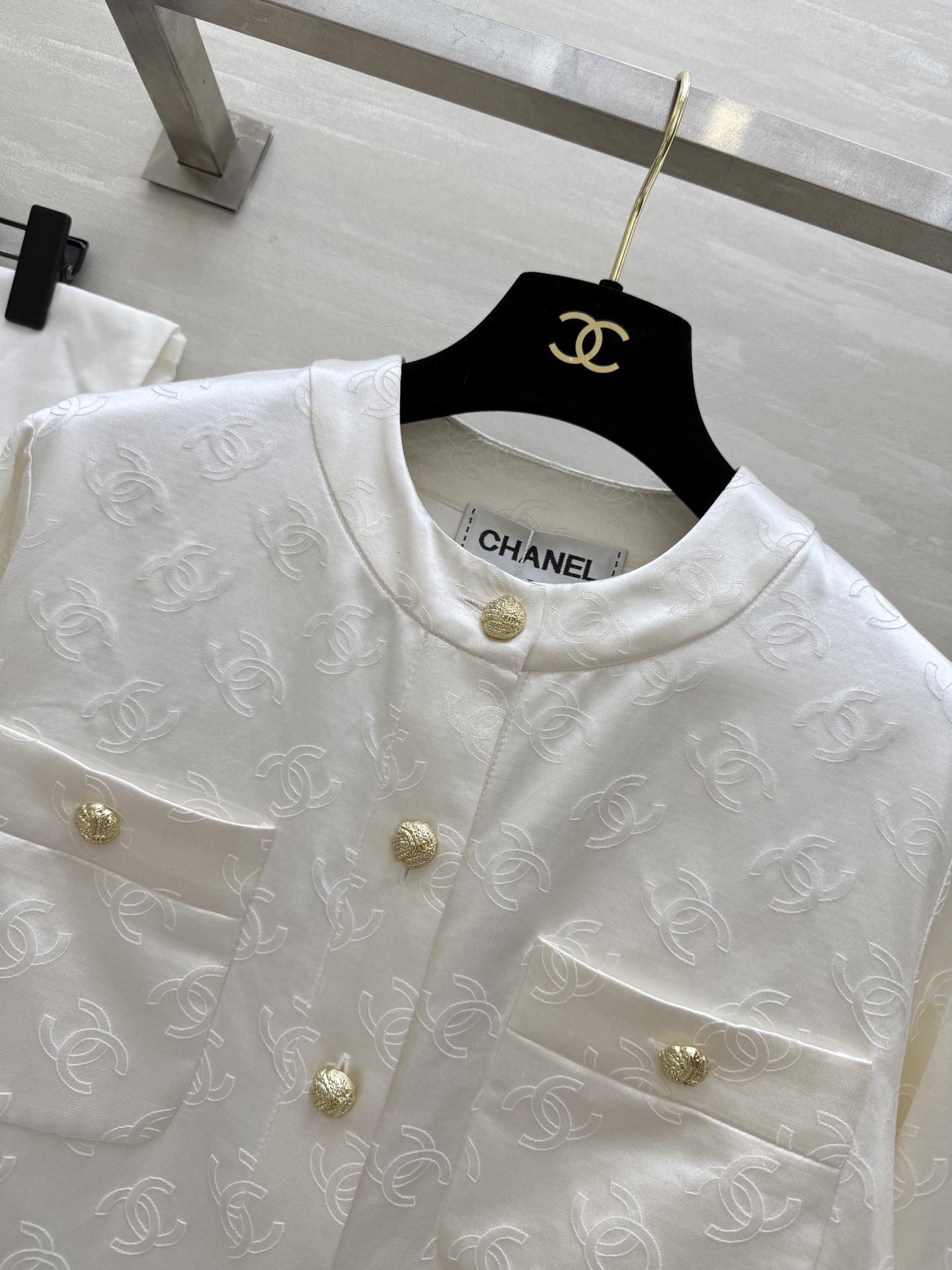 Chanel Women's White Silk Jacquard Jacket, Fall/Winter Collection 8 i1755633465526 6372 0 6