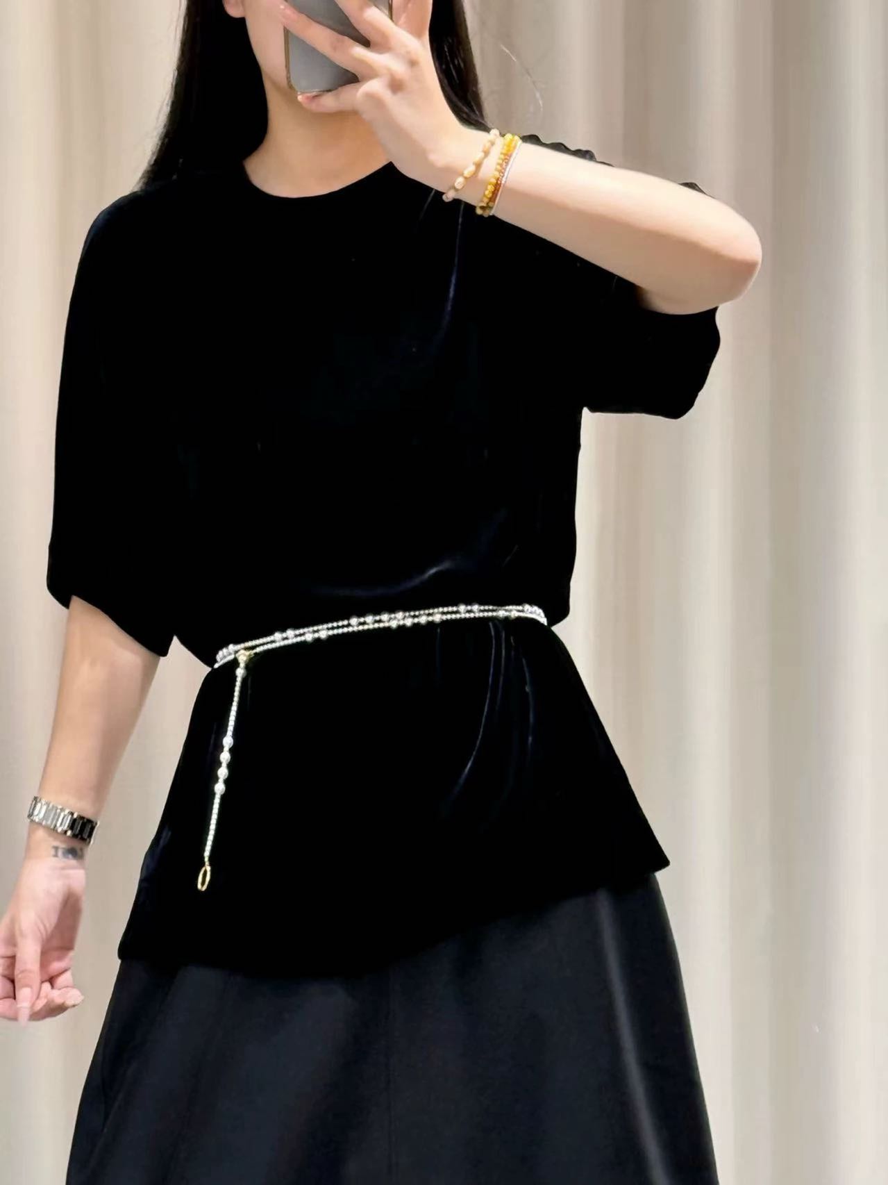 #ysl²⁵早秋新款 真丝丝绒上衣 定制真丝丝绒质地 高品质 现货首发size：M/L/XL（M码胸围：