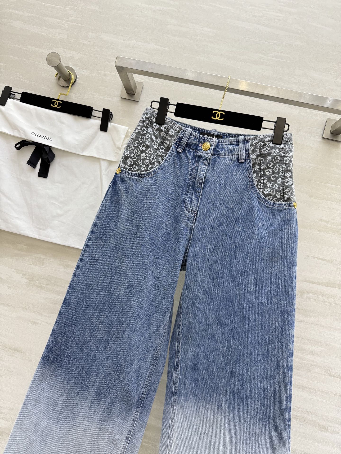 #Chane♡²⁵B 印花水洗拉链牛仔裤 高品质定制 现货首发size：36/38/40（）