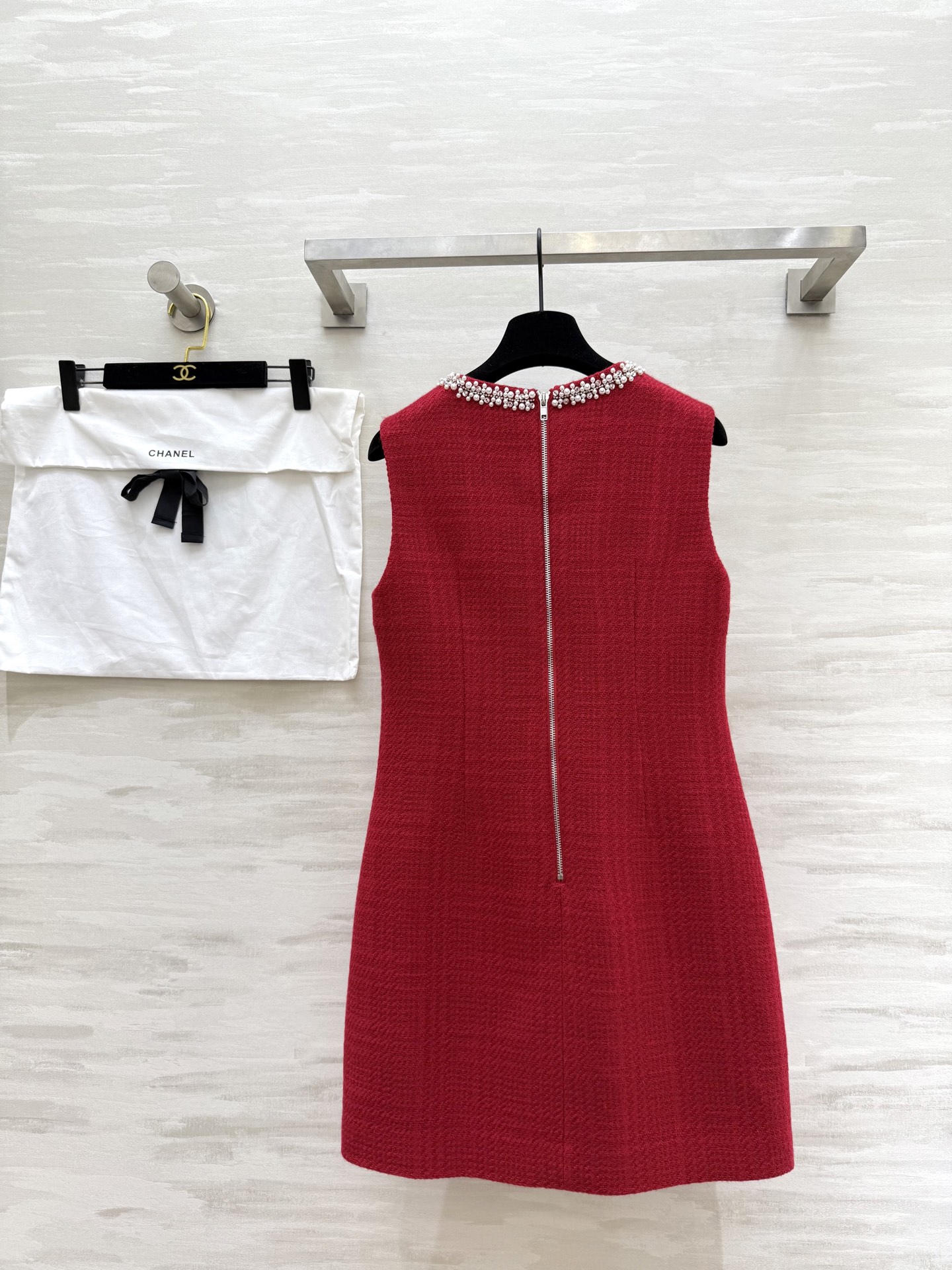 #Chane♡²⁵早秋新款 连衣裙 重工订珠领口精致高级 立体剪裁版型自带腰线感 上身超级显瘦 高级大气