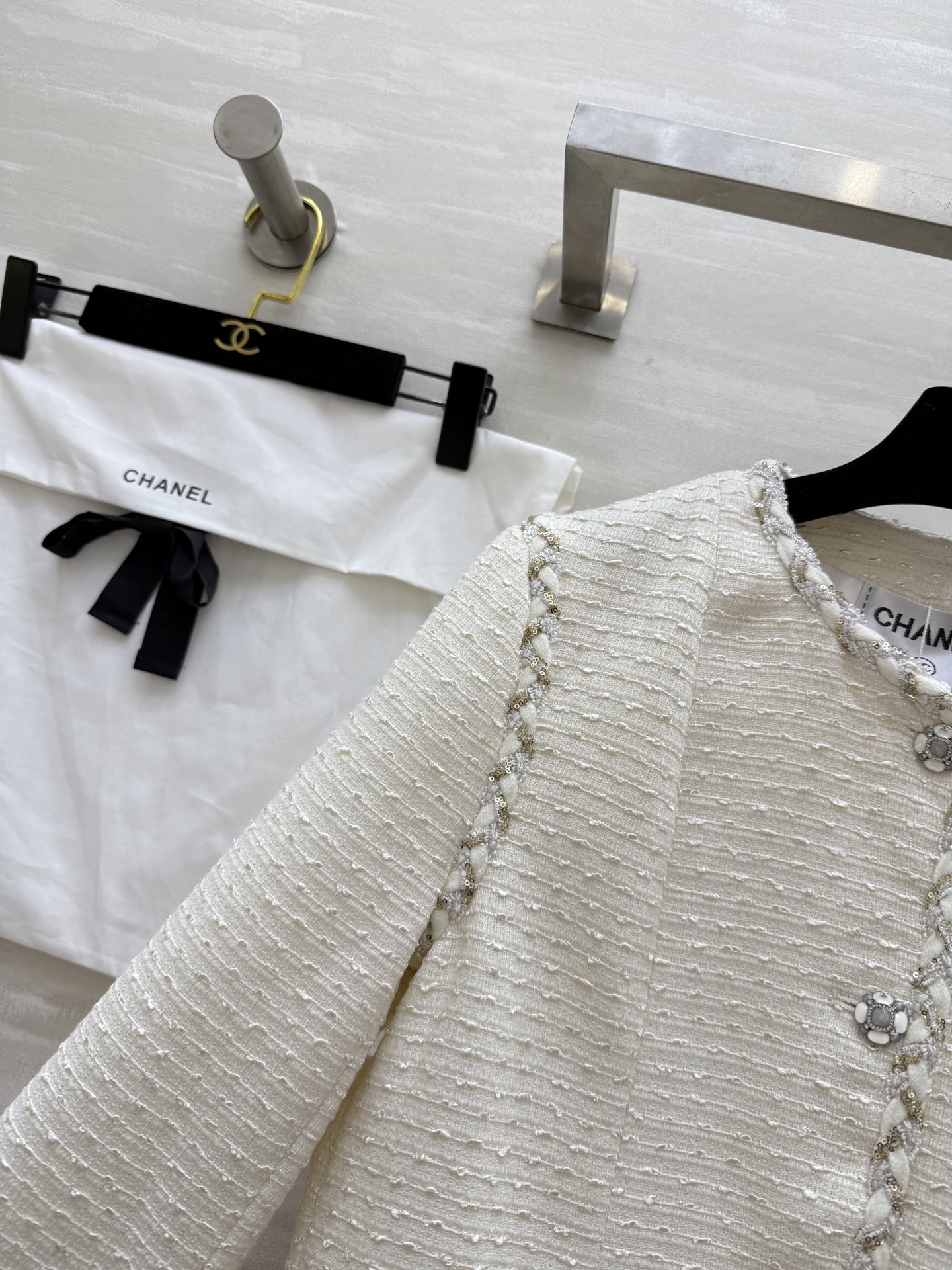 #Chane♡²⁵秋冬新款 羊毛软花呢外套 定制编织面料 立体剪裁版型 开模定制花扣精致高级 高品质 现