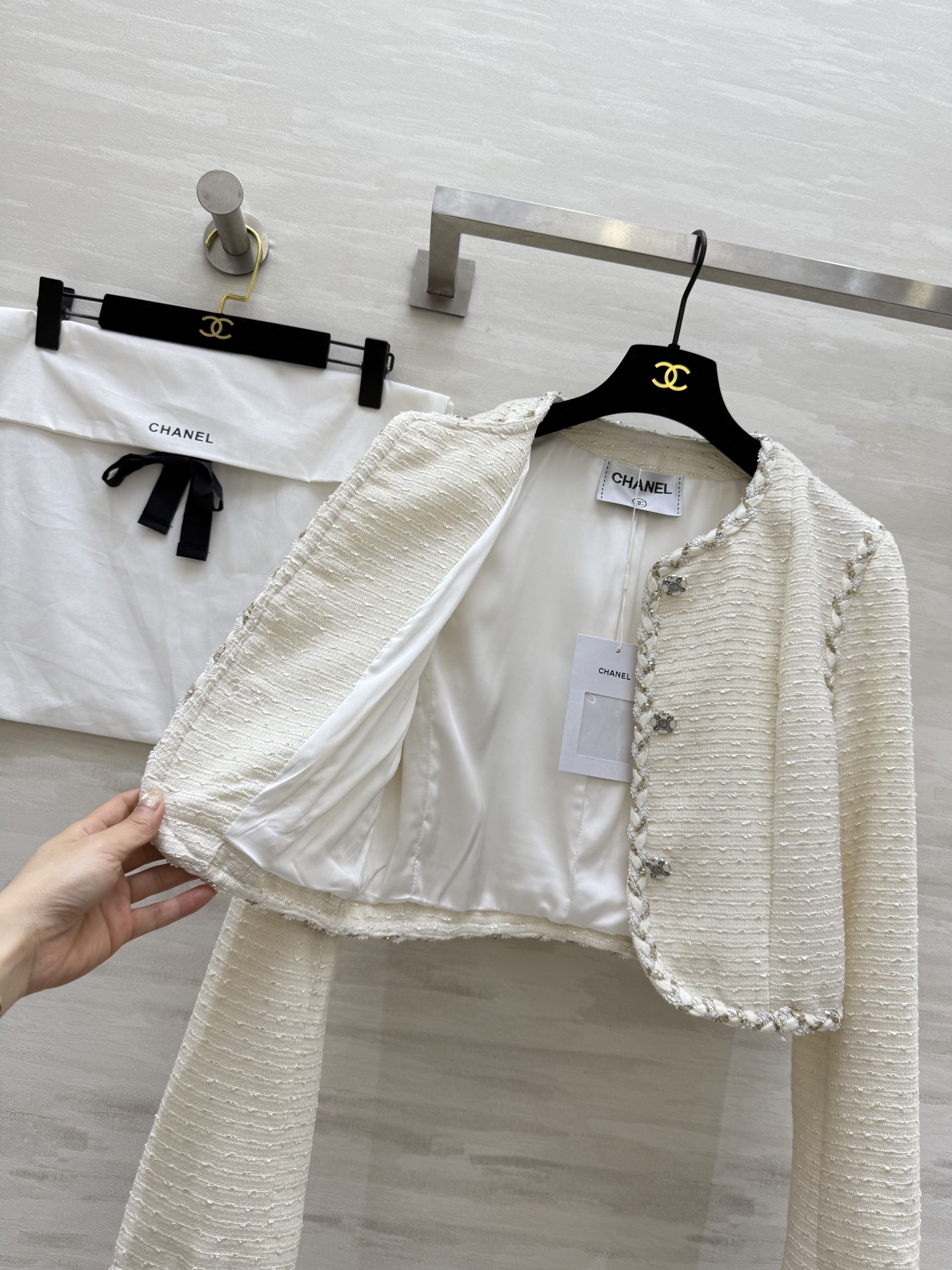 #Chane♡²⁵秋冬新款 羊毛软花呢外套 定制编织面料 立体剪裁版型 开模定制花扣精致高级 高品质 现