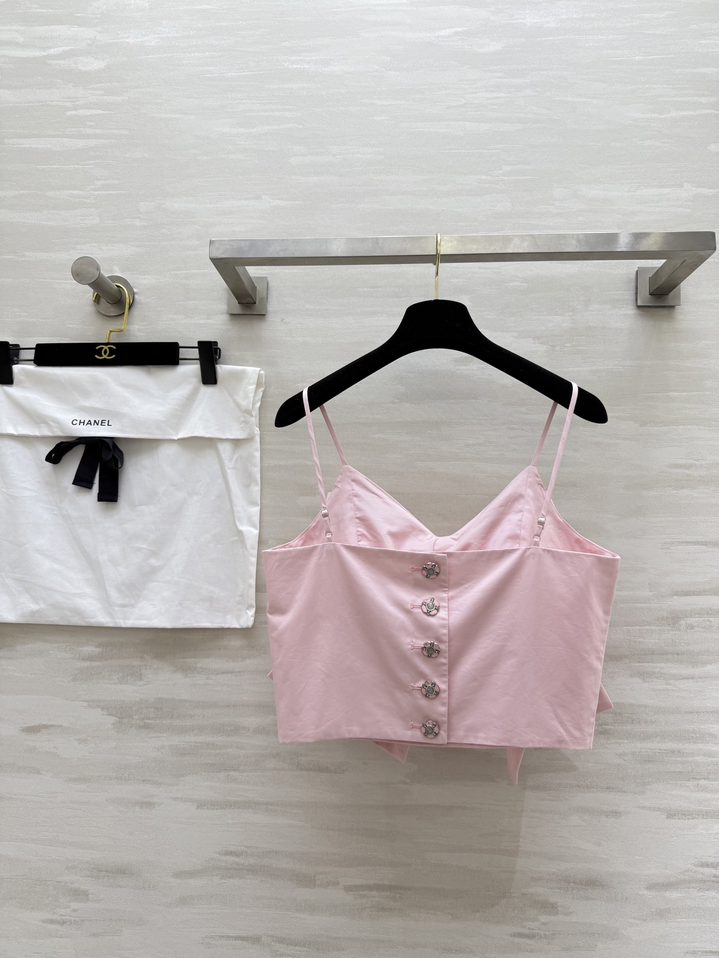 #Chane♡²⁵coco女孩蝴蝶结吊带背心 重工立体花朵 蝴蝶结点缀甜美可爱 开模定制花扣 高品质 现