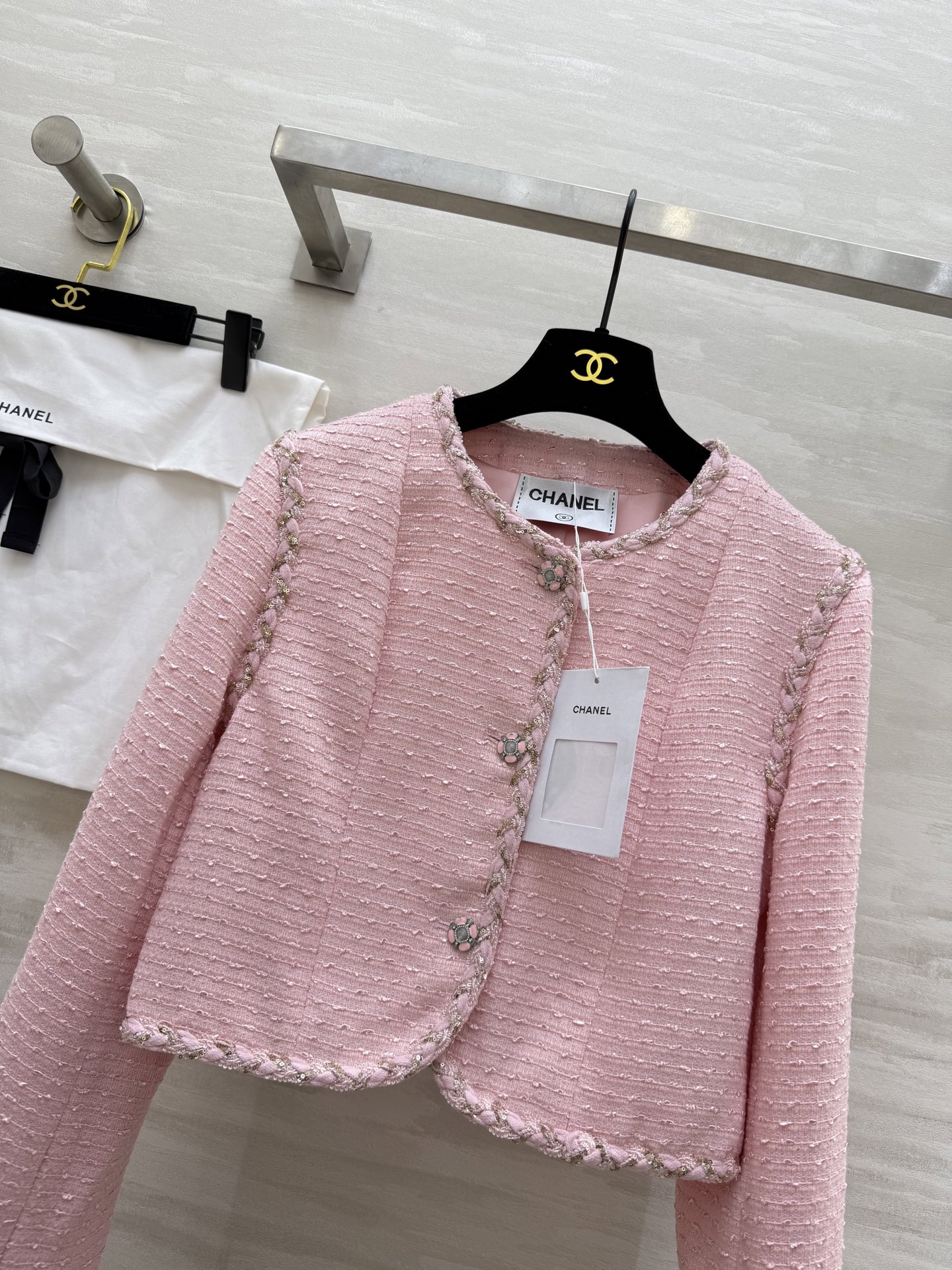 #Chane♡²⁵秋冬新款 羊毛软花呢外套 定制编织面料 立体剪裁版型 开模定制花扣精致高级 高品质 现