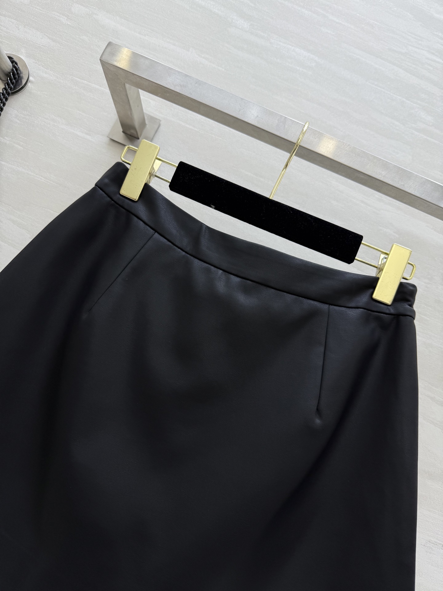 #Prad♡²⁵秋冬新款环保皮裤裙 俏皮时髦 内里防走光安全裤设计 立体剪裁版型 高品质定制 现货首发s