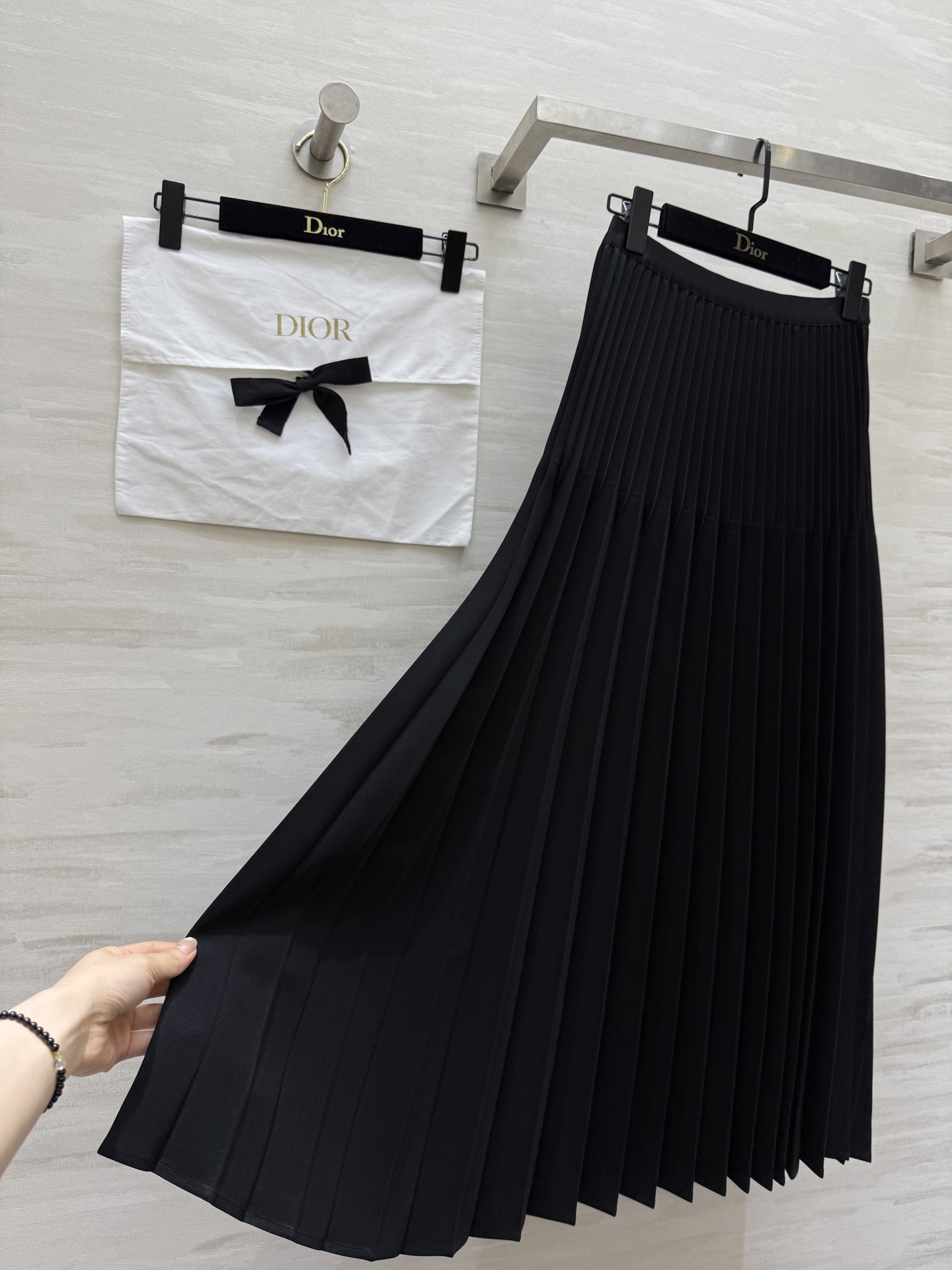 #DIO♡²⁵秋冬新款 哑光百褶压褶半裙 优雅大方 重工艺高温压褶 高品质定制 现货首发size：S/M
