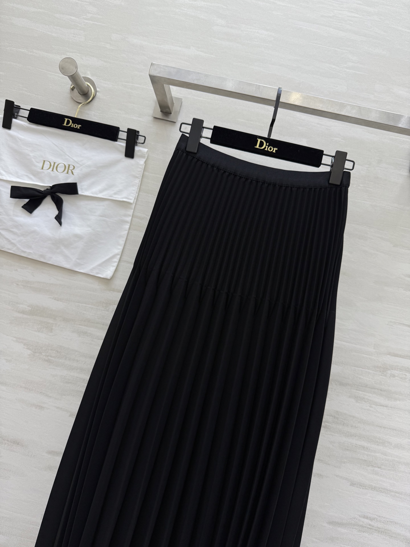 #DIO♡²⁵秋冬新款 哑光百褶压褶半裙 优雅大方 重工艺高温压褶 高品质定制 现货首发size：S/M