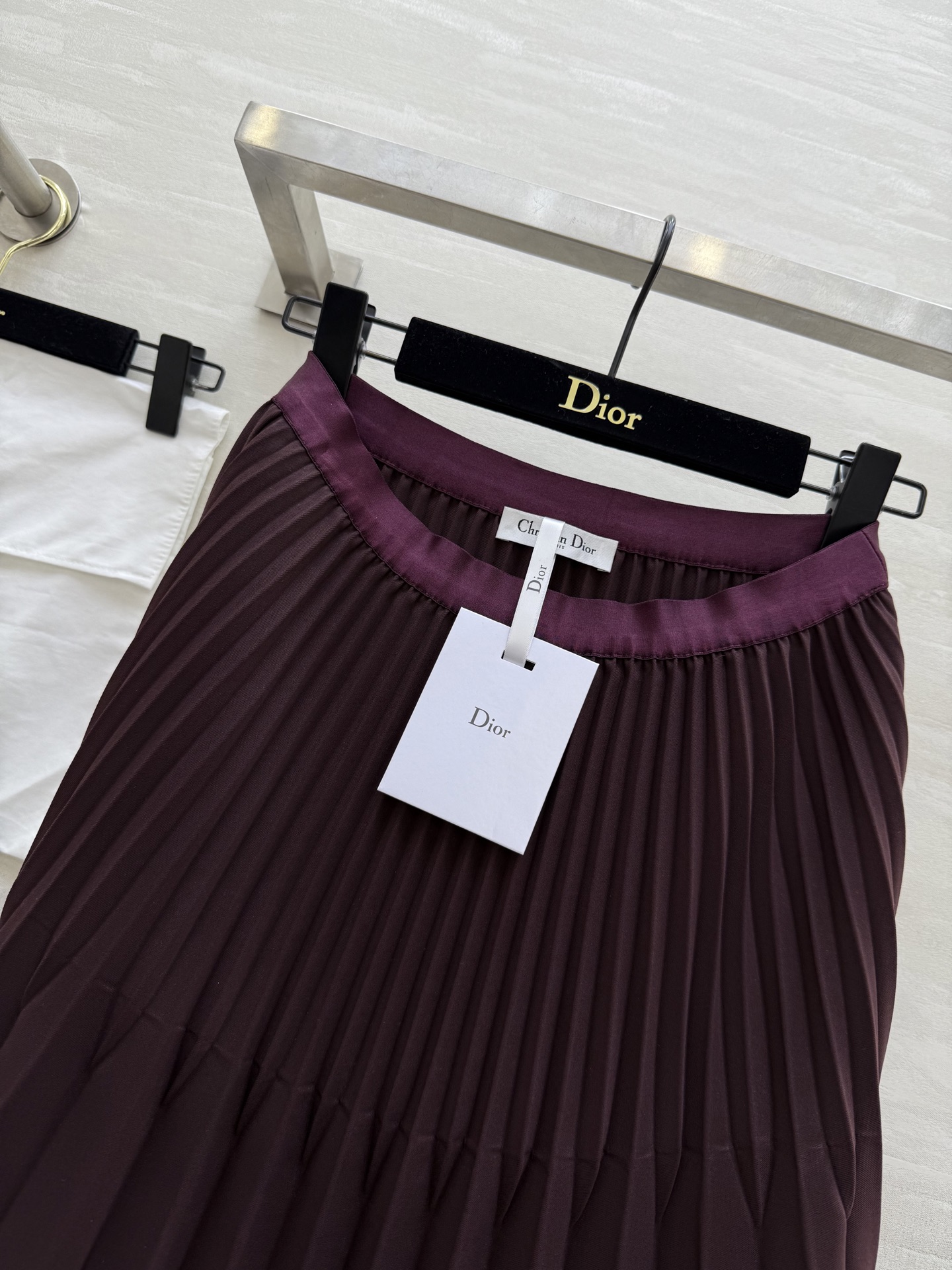 #DIO♡²⁵秋冬新款 哑光百褶压褶半裙 优雅大方 重工艺高温压褶 高品质定制 现货首发size：S/M