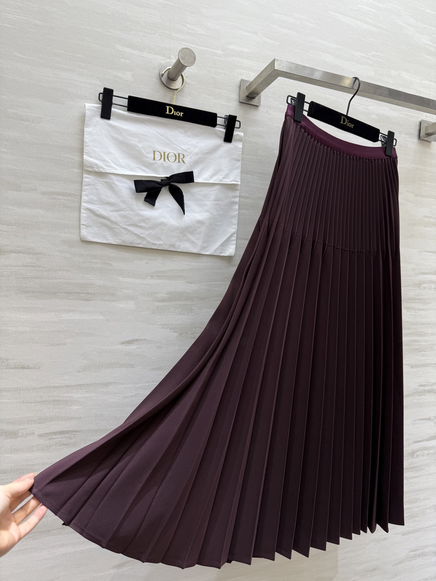 #DIO♡²⁵秋冬新款 哑光百褶压褶半裙 优雅大方 重工艺高温压褶 高品质定制 现货首发size：S/M