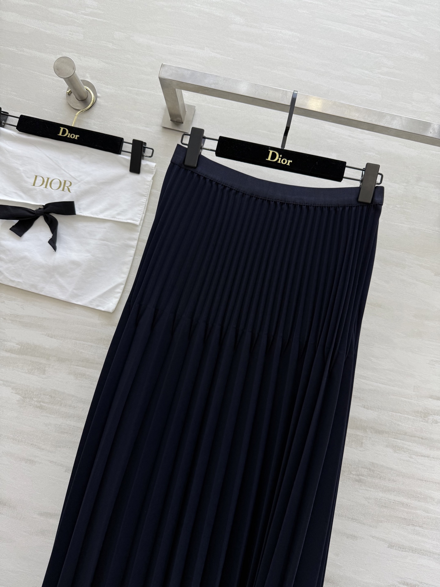 #DIO♡²⁵秋冬新款 哑光百褶压褶半裙 优雅大方 重工艺高温压褶 高品质定制 现货首发size：S/M