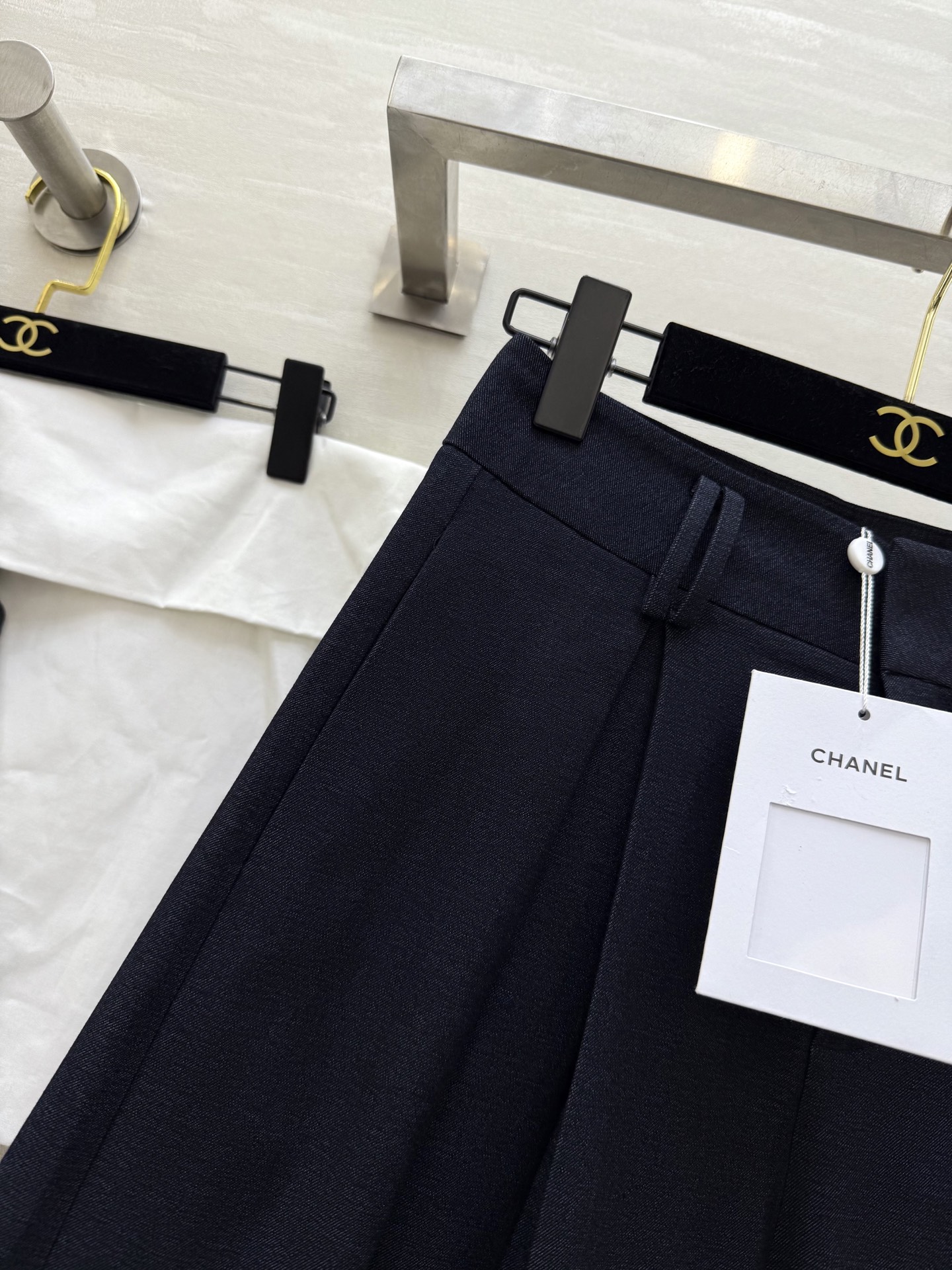 #Chane♡²⁵早秋无敌爆品 万年长青款 直筒大摆长裤 裤型非常正 超级时髦高级显瘦 客户🔟拿🔟补 超