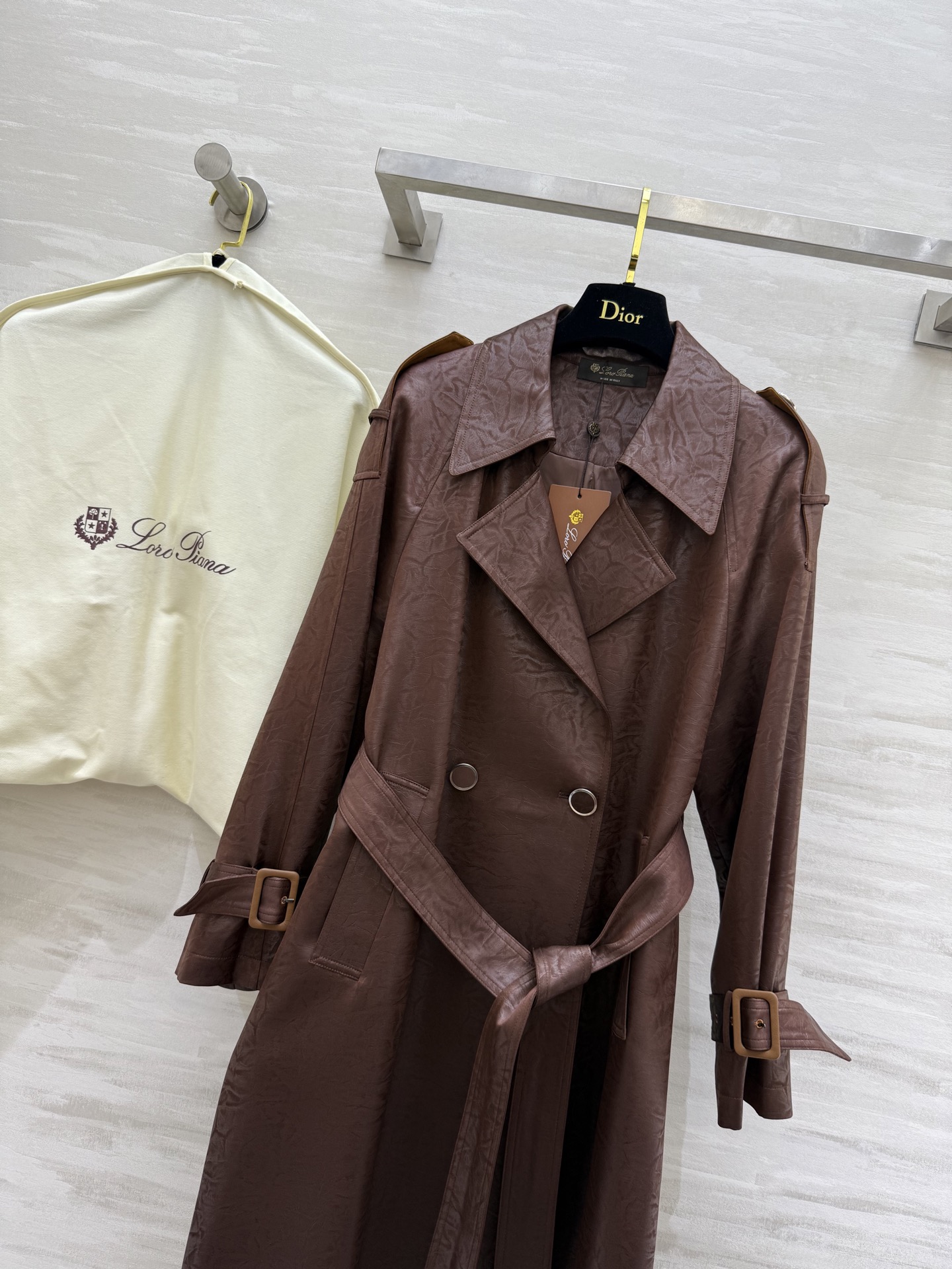 #LP🆕²⁵秋冬新款 极简绑带收腰翻领长款风衣外套 高品质定制 现货首发size：S/M/L（M码胸围：