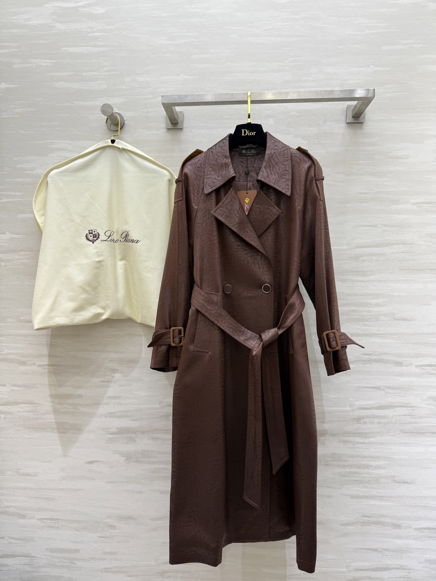 #LP🆕²⁵秋冬新款 极简绑带收腰翻领长款风衣外套 高品质定制 现货首发size：S/M/L（M码胸围：