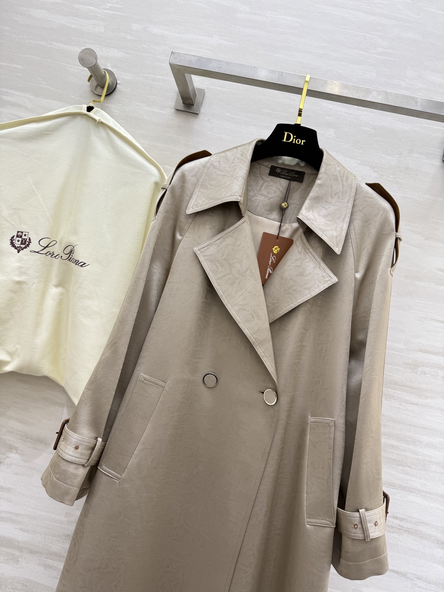 #LP🆕²⁵秋冬新款 极简绑带收腰翻领长款风衣外套 高品质定制 现货首发size：S/M/L（M码胸围：