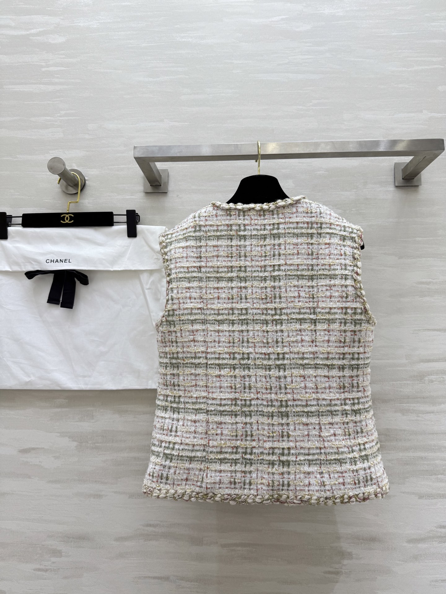 #Chane♡²⁵秋冬新款编织马甲 定制特种纱编织软花呢面料 纯手工交织花边装饰 经典双口袋 立体剪裁H