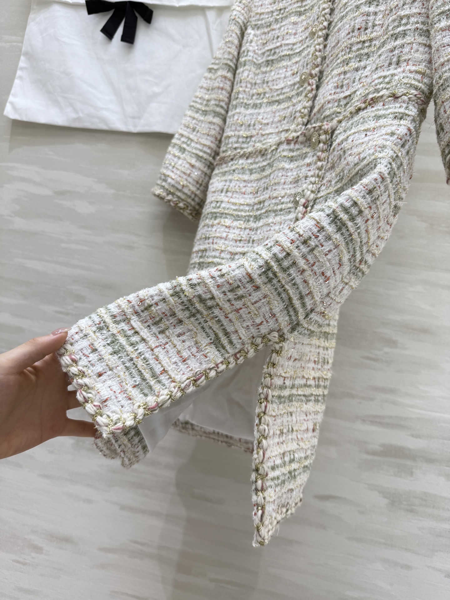 #Chane♡²⁵秋冬新款编织连衣裙 定制特种纱编织软花呢面料 纯手工交织花边装饰 经典双口袋 立体剪裁